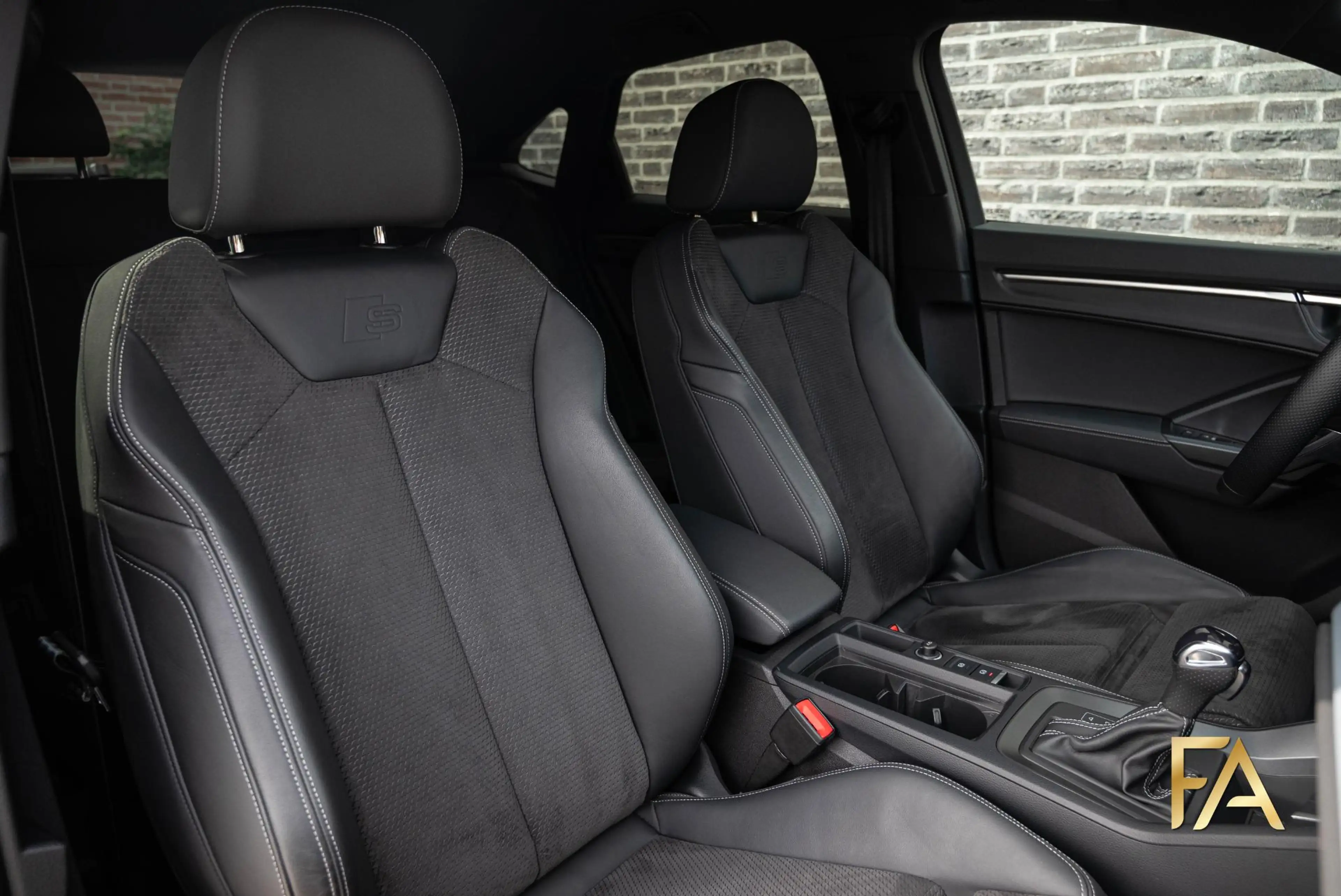 Audi Q3 Sportback 45 TFSI e S Line 20Inch|Fullblack|245PK — photo 9