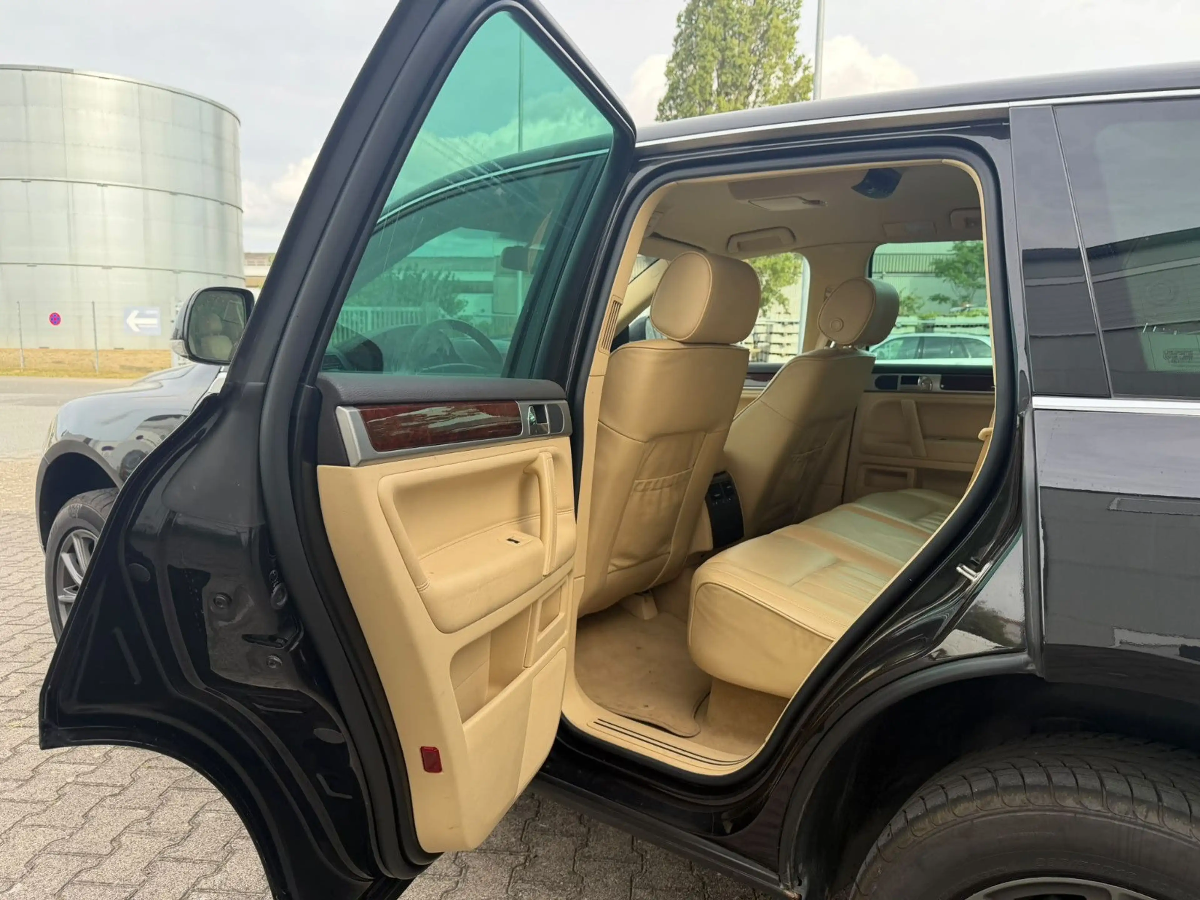 Volkswagen Touareg 3.0 V6 TDI /1 Jahr Garantie/ TÜV NEU — photo 15
