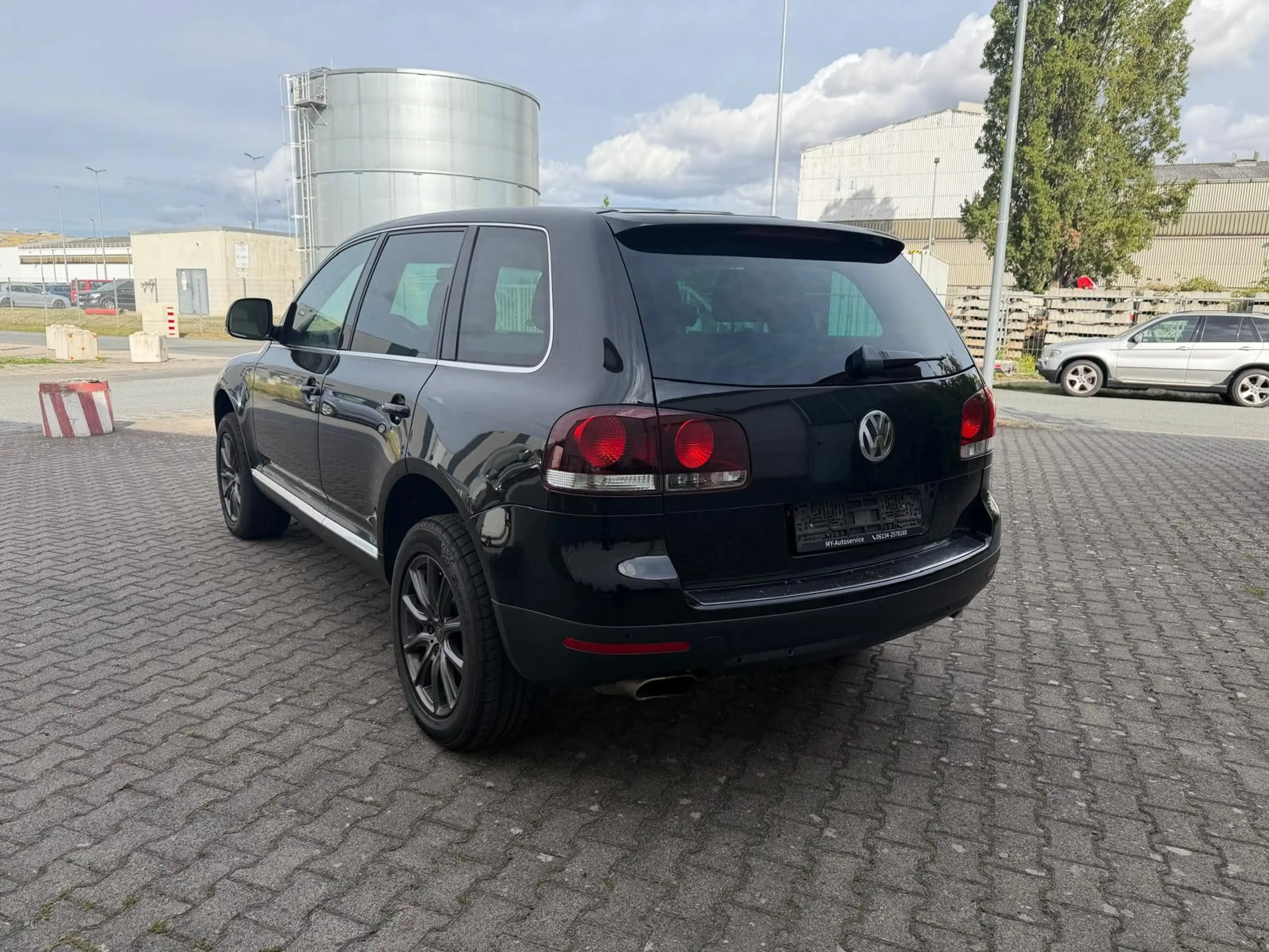 Volkswagen Touareg 3.0 V6 TDI /1 Jahr Garantie/ TÜV NEU — photo 5