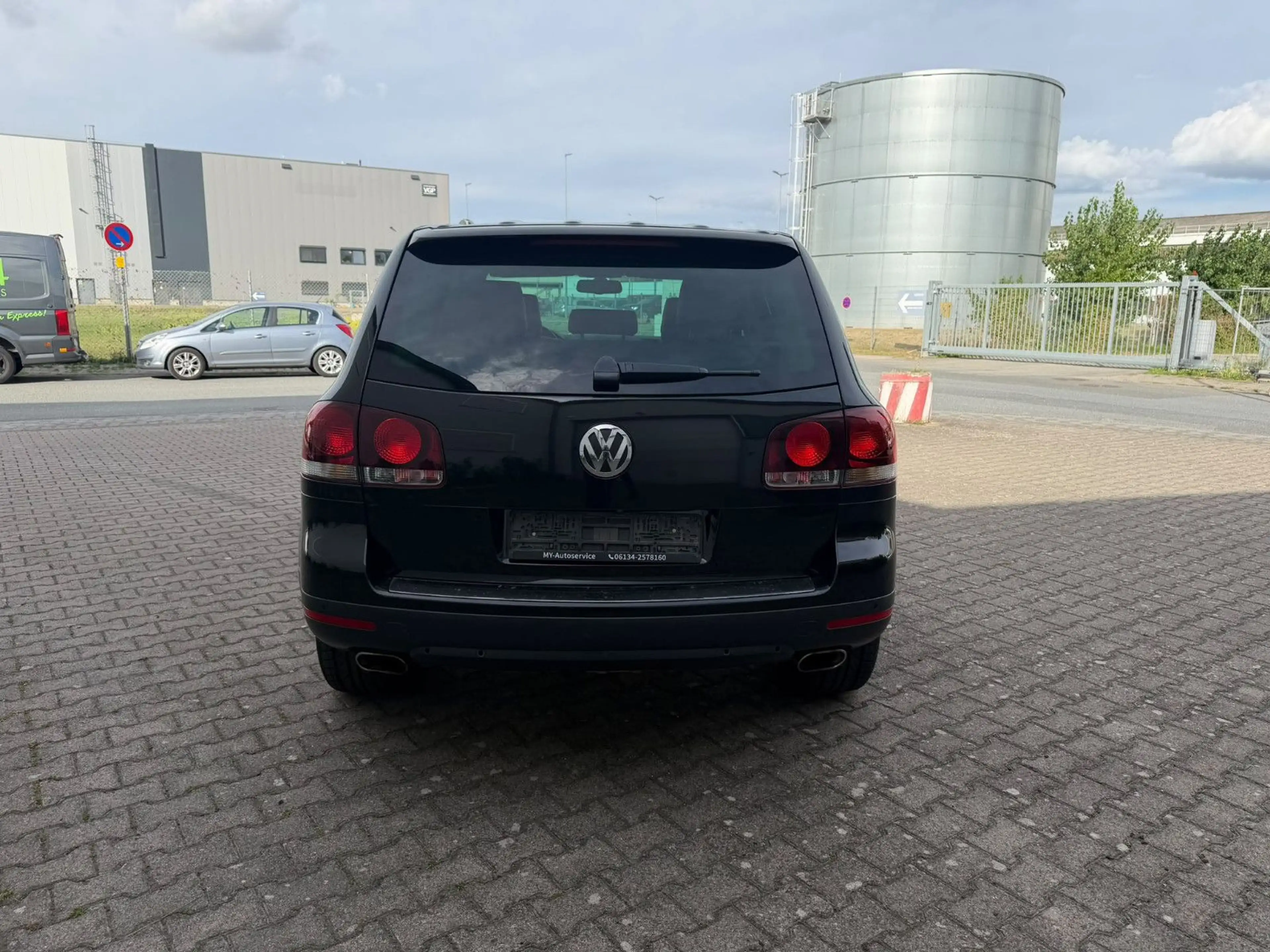 Volkswagen Touareg 3.0 V6 TDI /1 Jahr Garantie/ TÜV NEU — photo 4