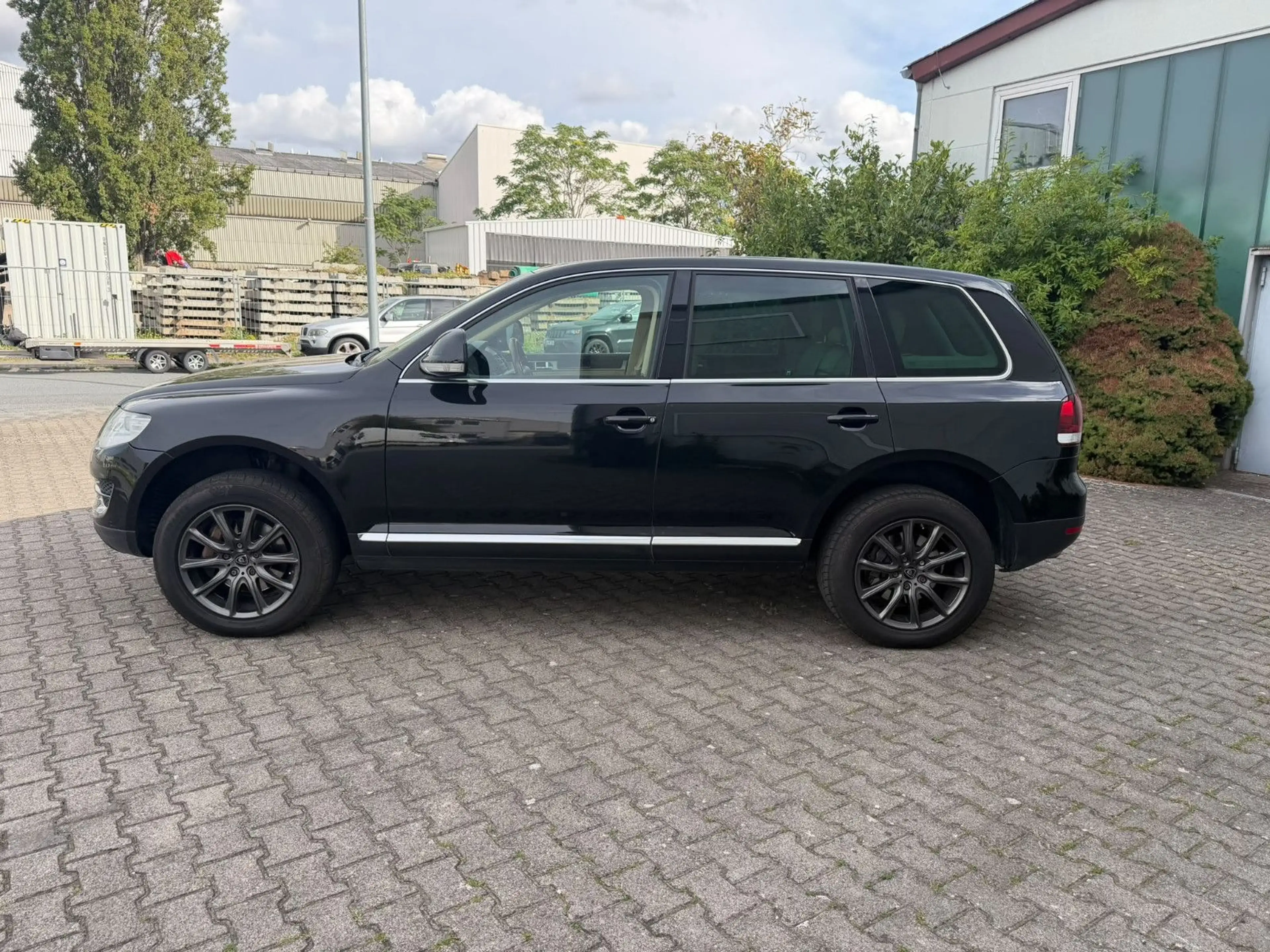 Volkswagen Touareg 3.0 V6 TDI /1 Jahr Garantie/ TÜV NEU — photo 6