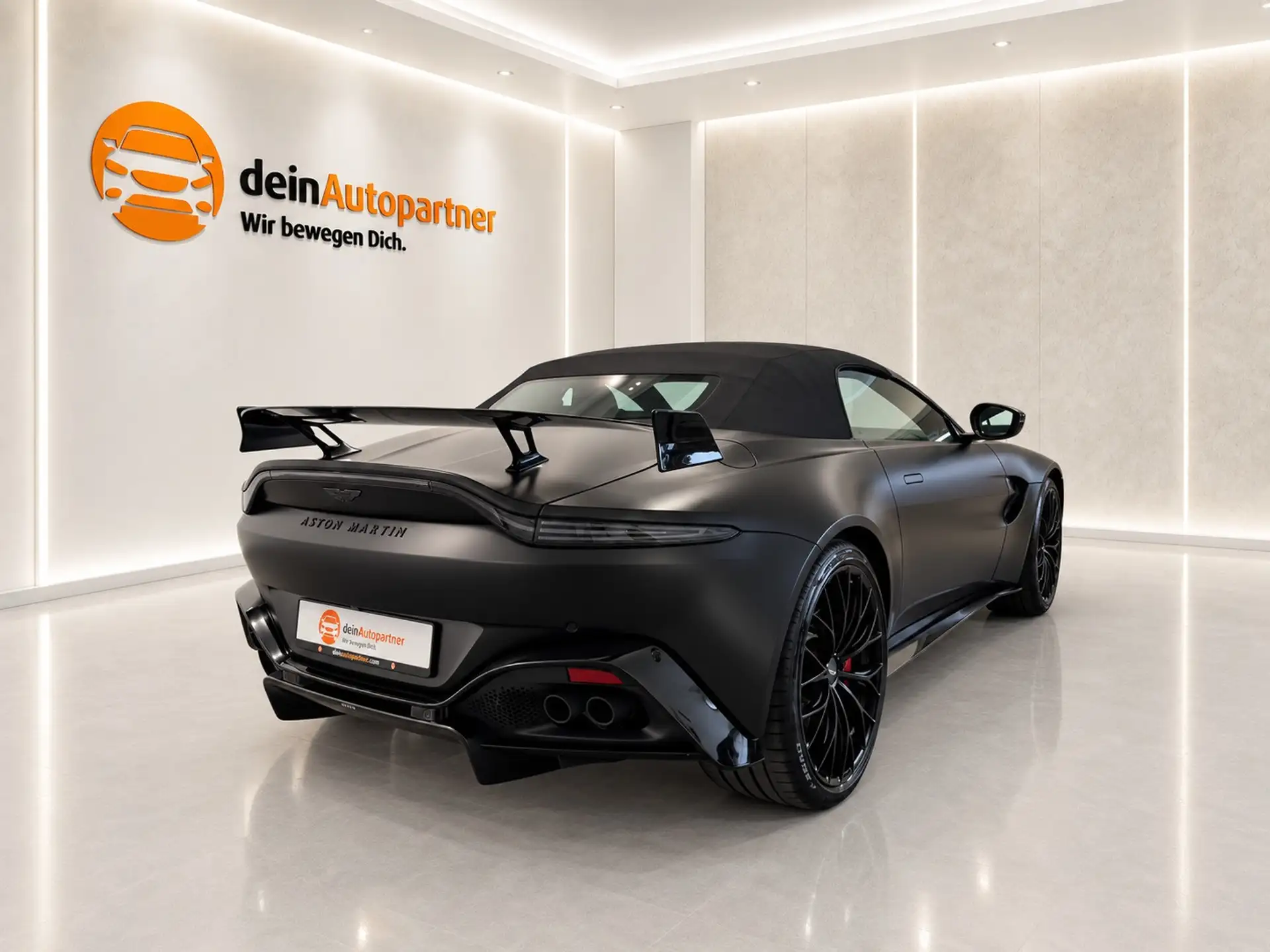 애스턴마틴 밴티지 V8 Coupe 2022 검정 사진 5