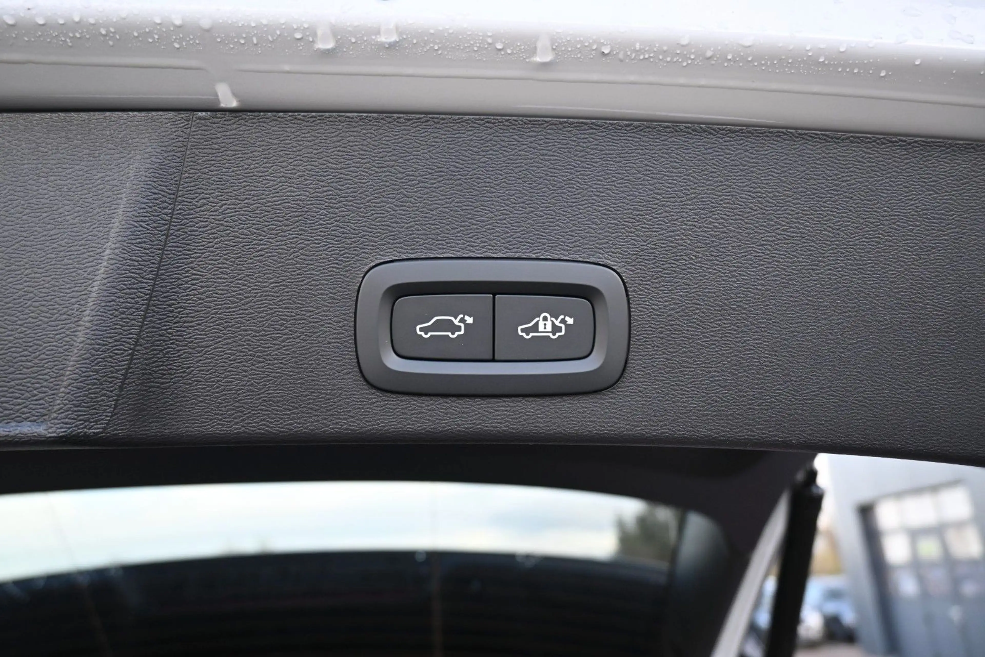 Volvo XC40 B4 DKG Plus Black Edition*STDHZG*360*ACC — photo 17