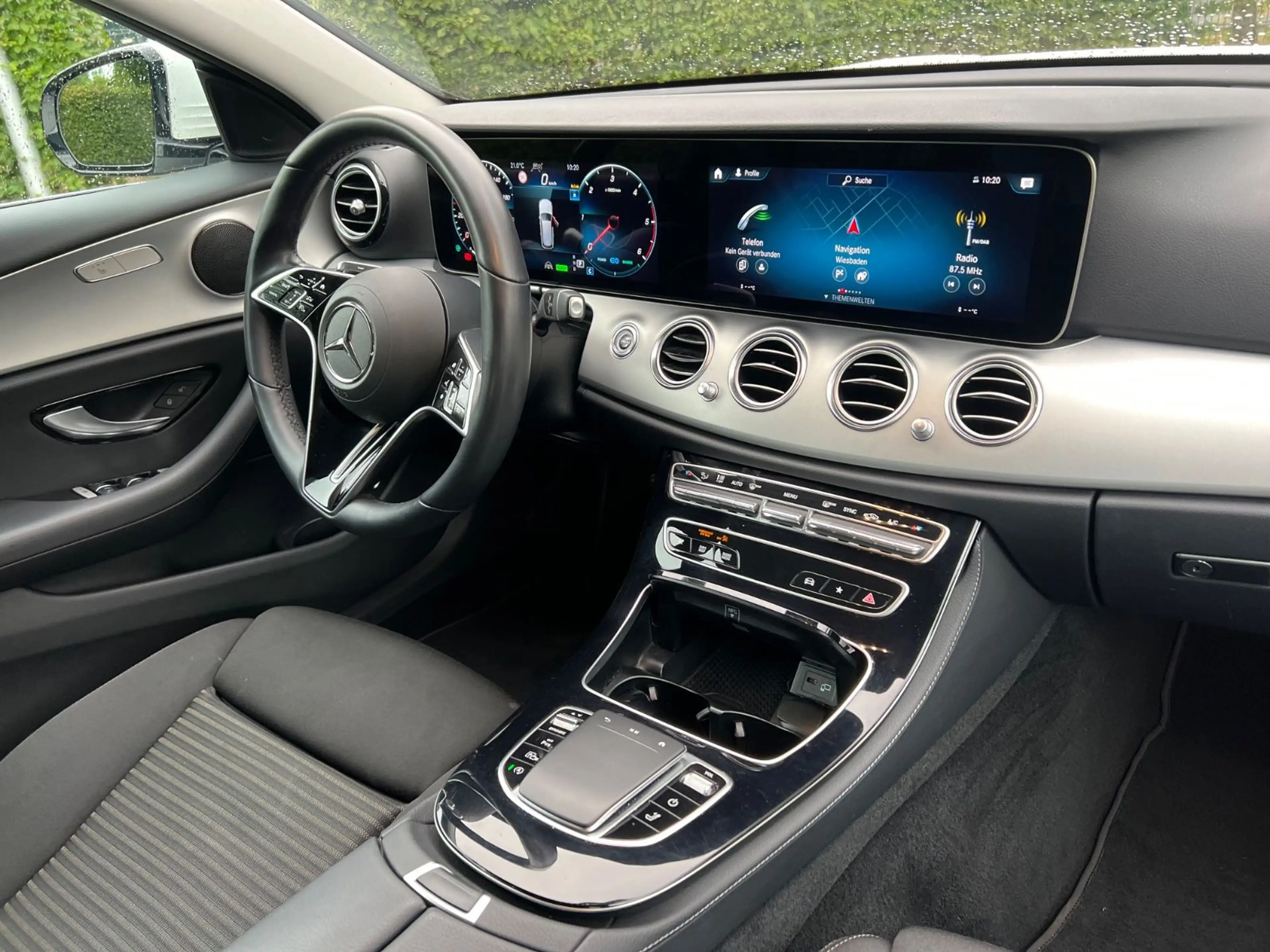 Mercedes-Benz E 220 E -Klasse T-Modell E 220 d — photo 8