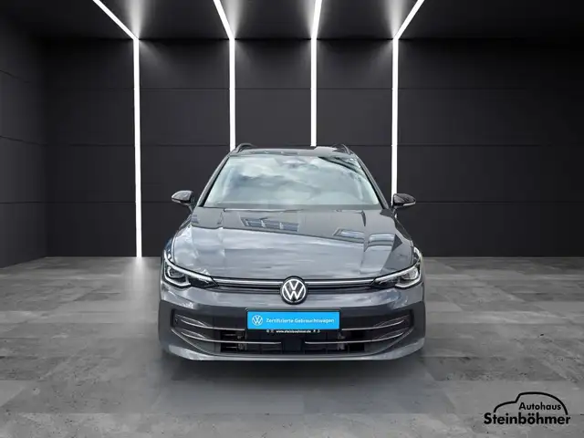 Volkswagen Golf view 11