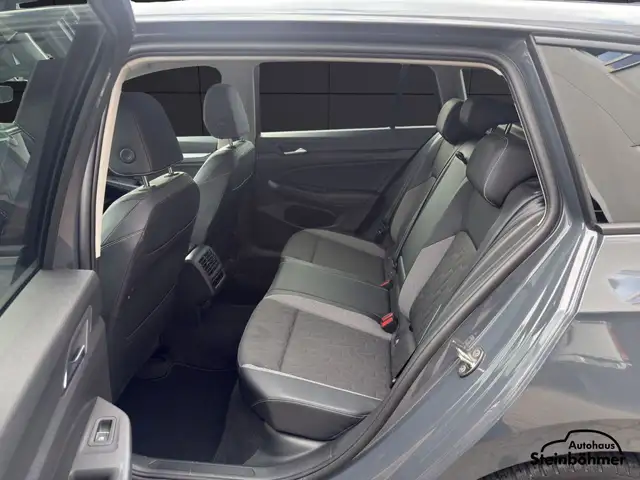 Volkswagen Golf view 15
