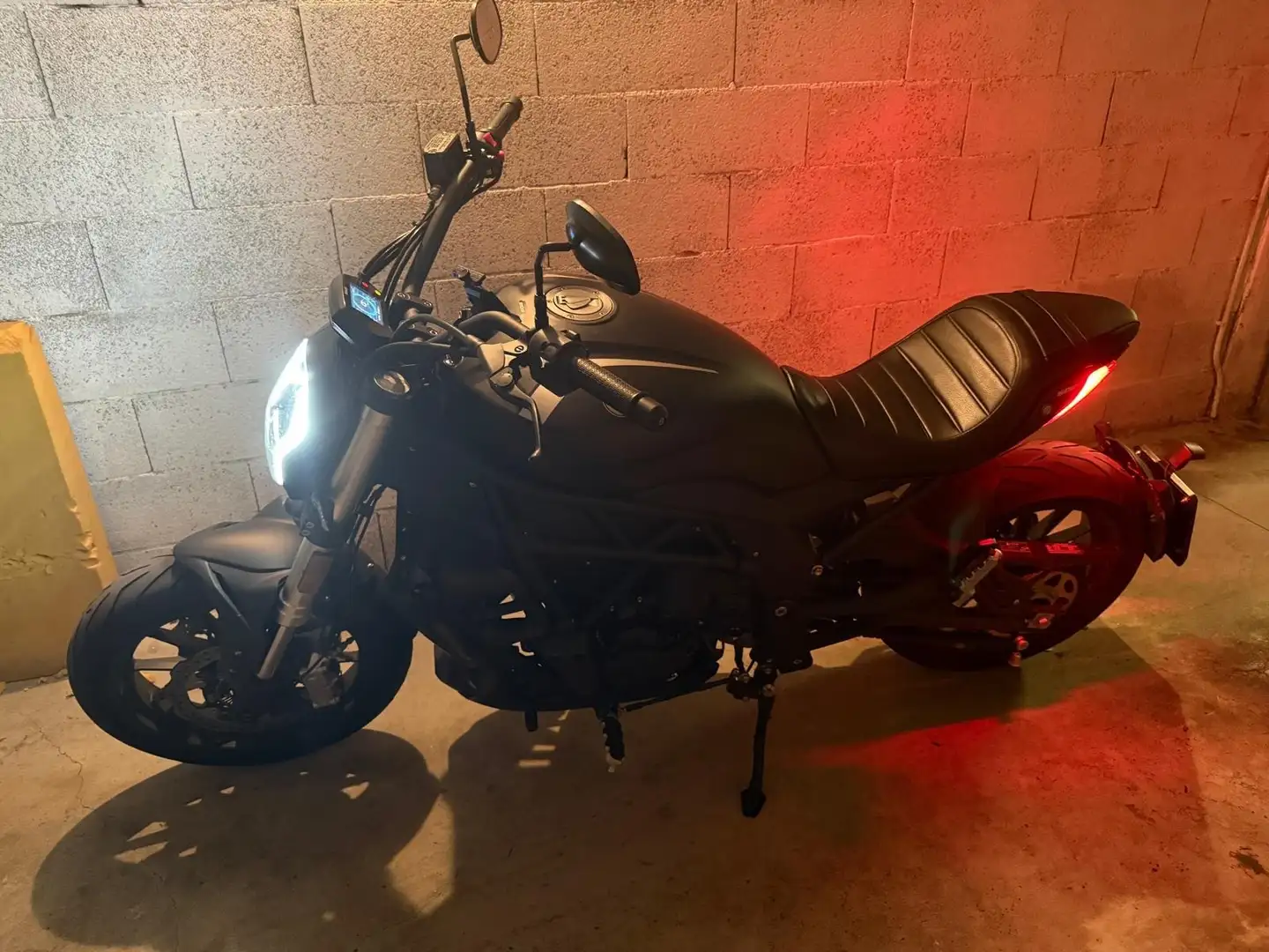 Benelli 502C Fekete - 2