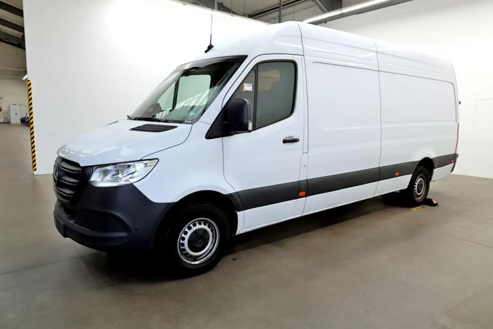 Mercedes-Benz Sprinter 317 Kasten L3H2 MBUX*Klima*Automatik Weiß - 2