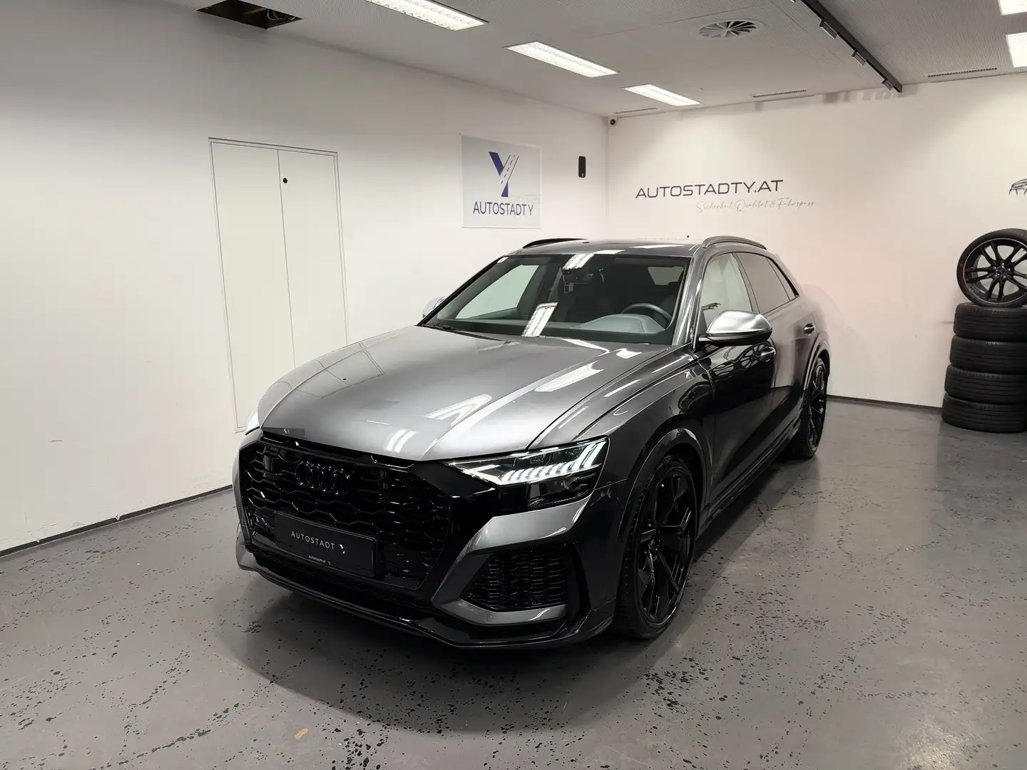 Audi RS Q8 4.0 TFSI quattro *Top ausgestattet*NP 243.372 € Grau - 1
