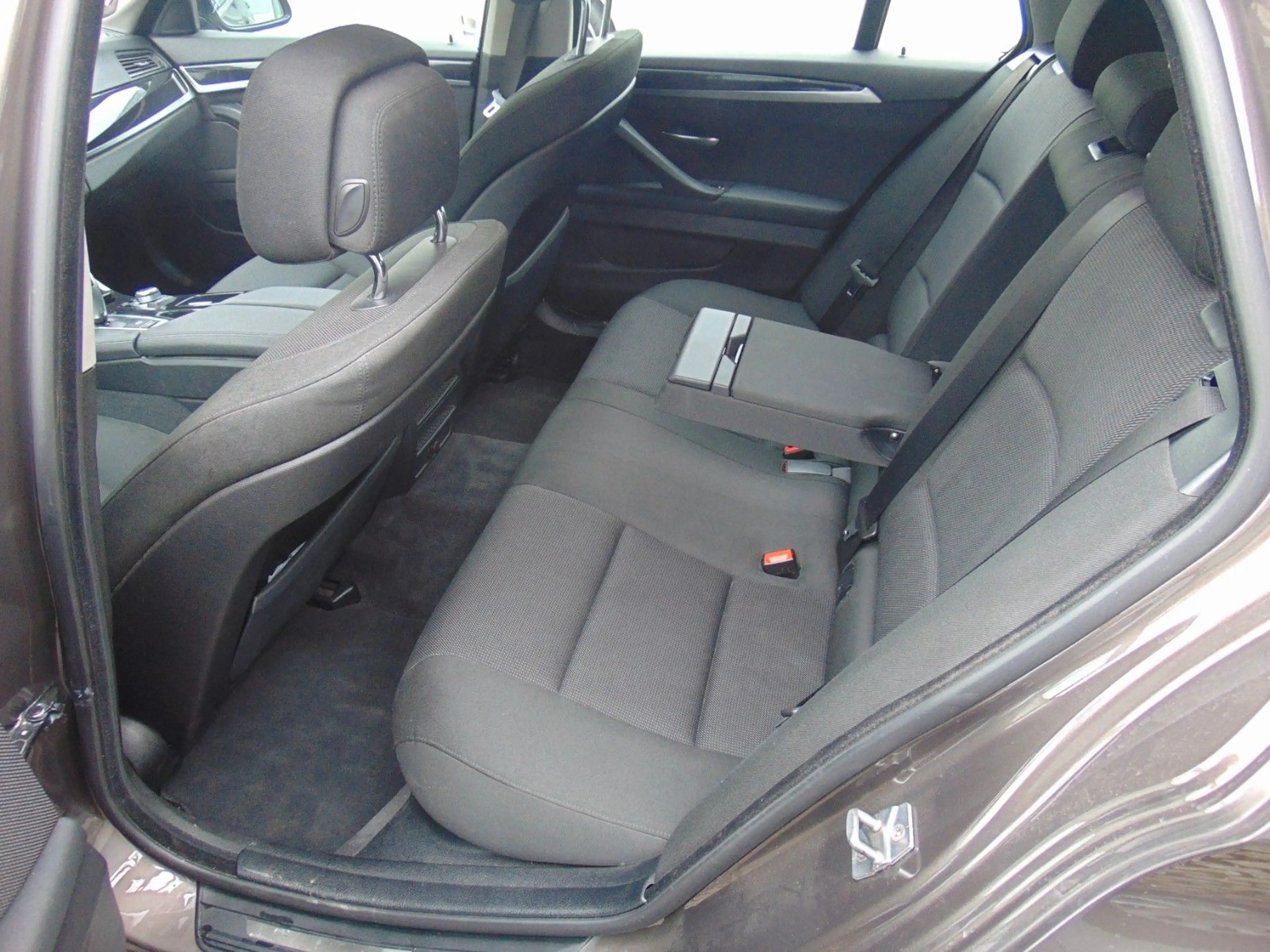 BMW 525 Touring 525 d*AUTOM.*PDC*CAM*ALU*SHZ*XENON*STHZ — photo 8