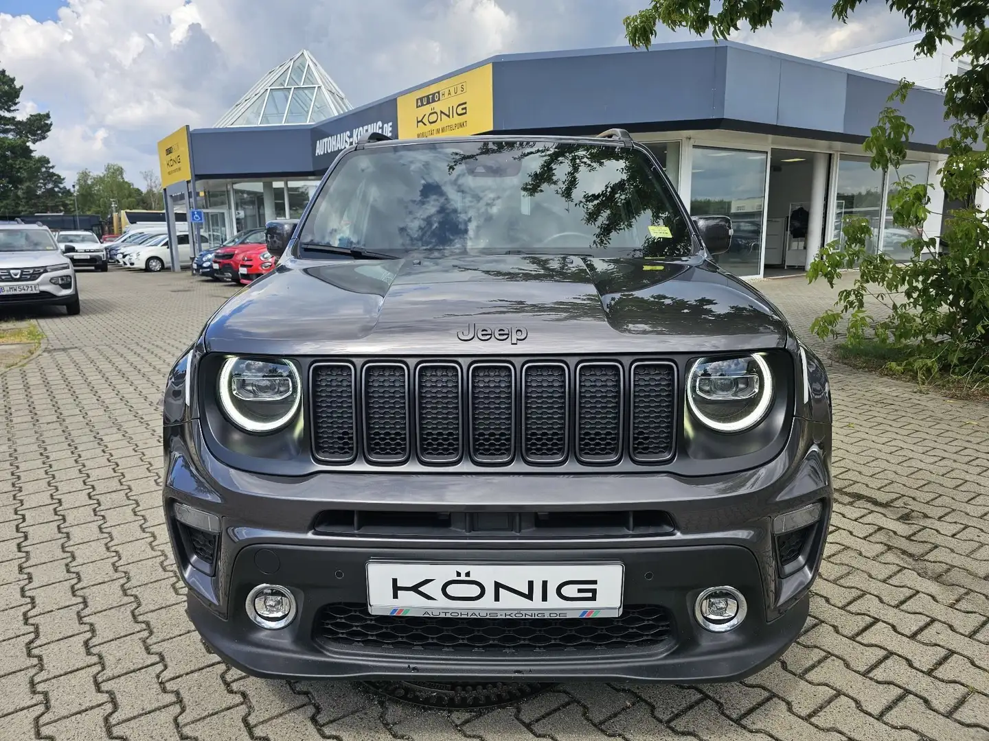 Jeep Renegade MY21-S *Allwetter*,Kamera,LED,SHZ Šedá - 2