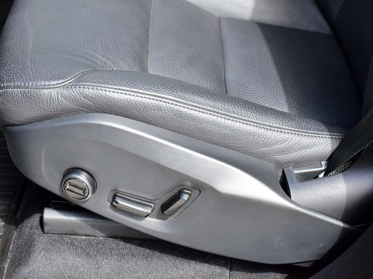 2024 Volvo XC90 B6 AWD Core Bright Theme 7-Seater thumb 15