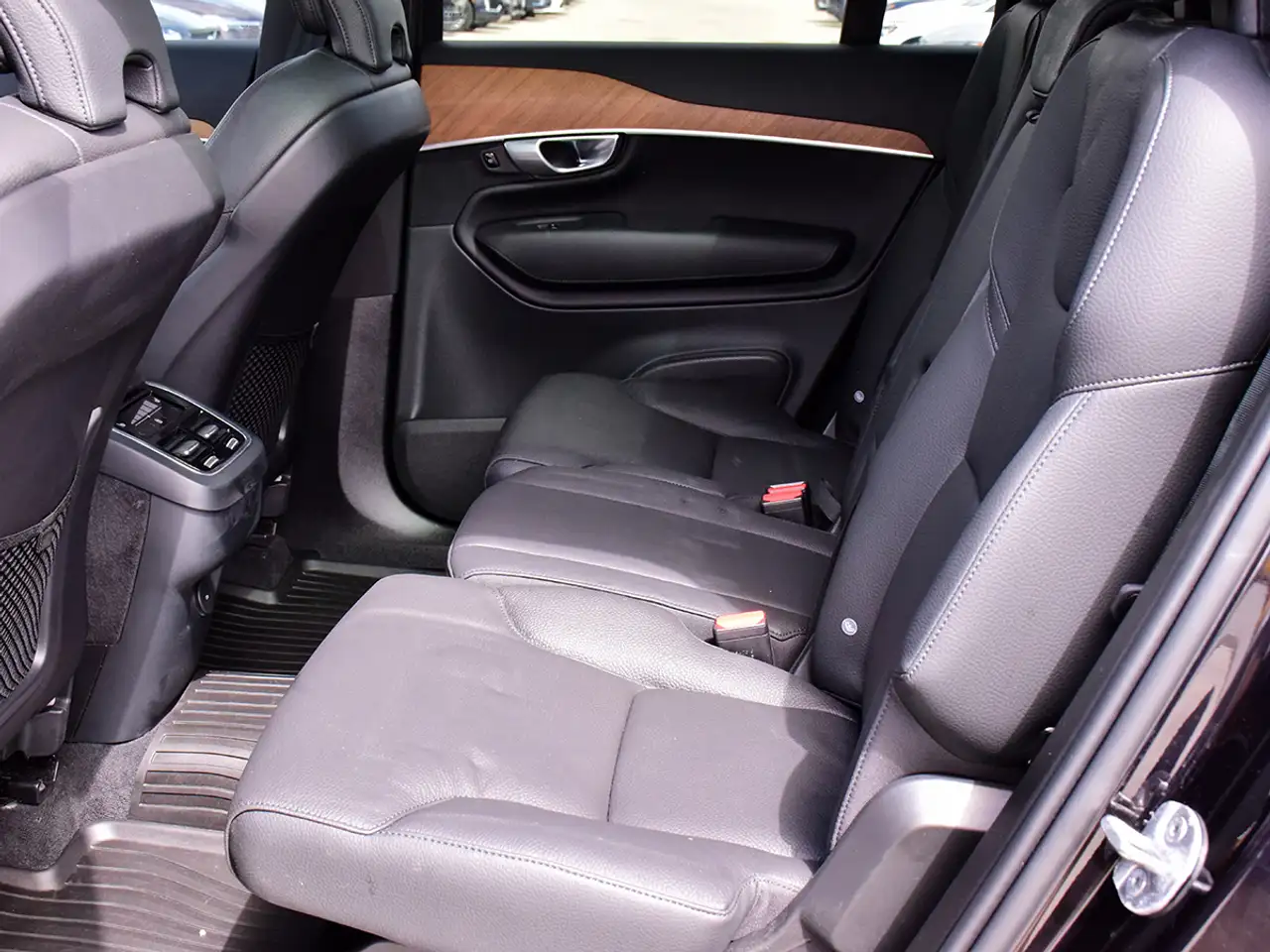 Volvo XC90 снимка Volvo XC90