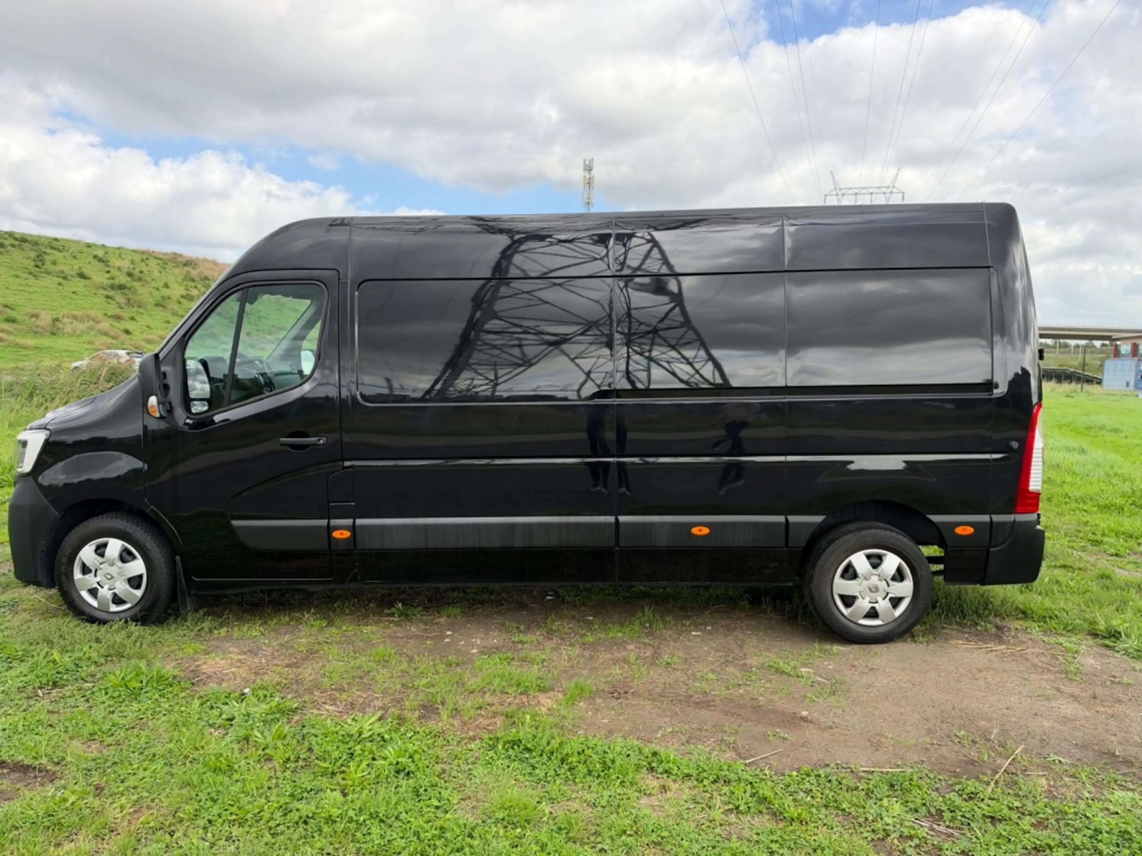 Renault Master T35 2.3 dCi L1H2 En. — photo 9