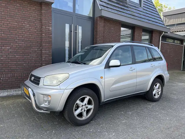 Toyota RAV4 2.0-16V VVT-i Sol AIRCO | TREKHAAK | APK TOT 4-10-