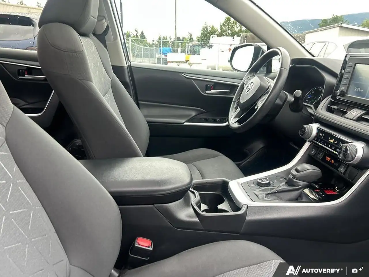Toyota RAV 4 снимка Toyota RAV 4