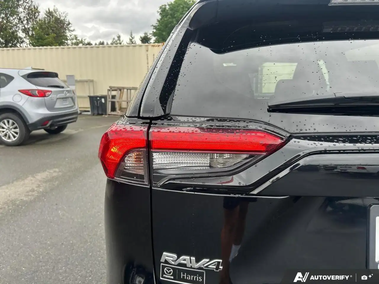 Toyota RAV 4 снимка Toyota RAV 4