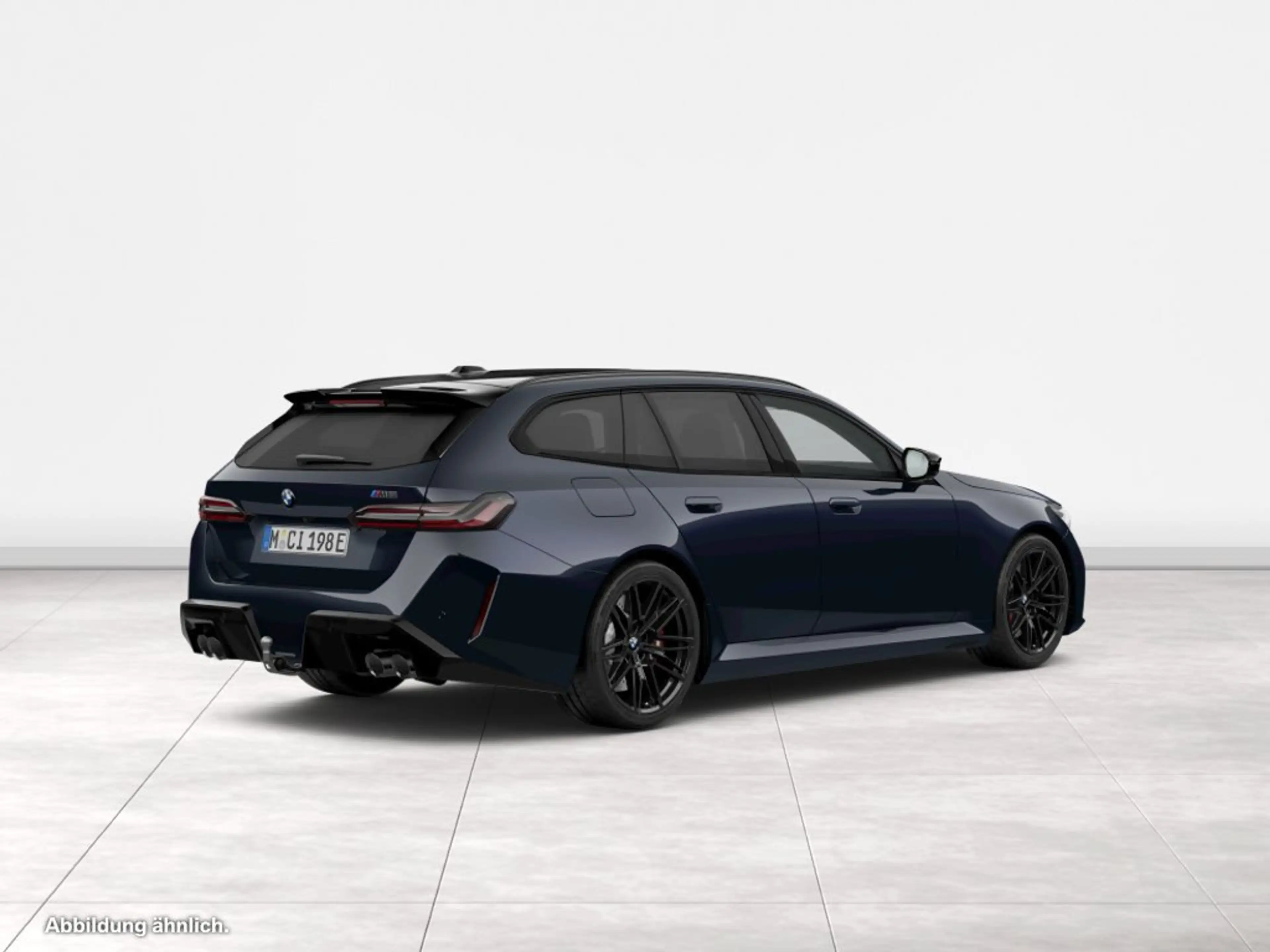 BMW M5 Touring — photo 2