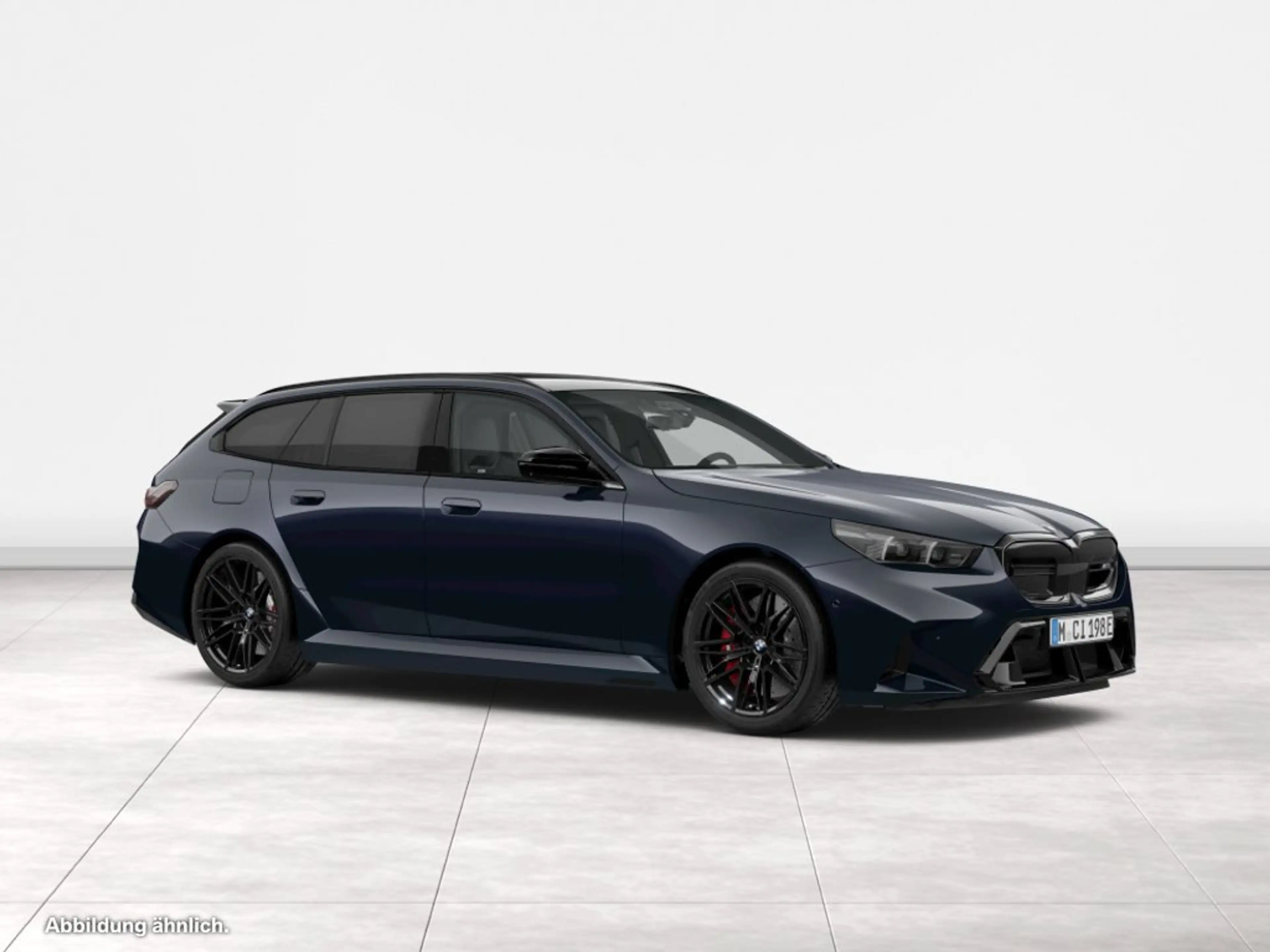 BMW M5 Touring — photo 9