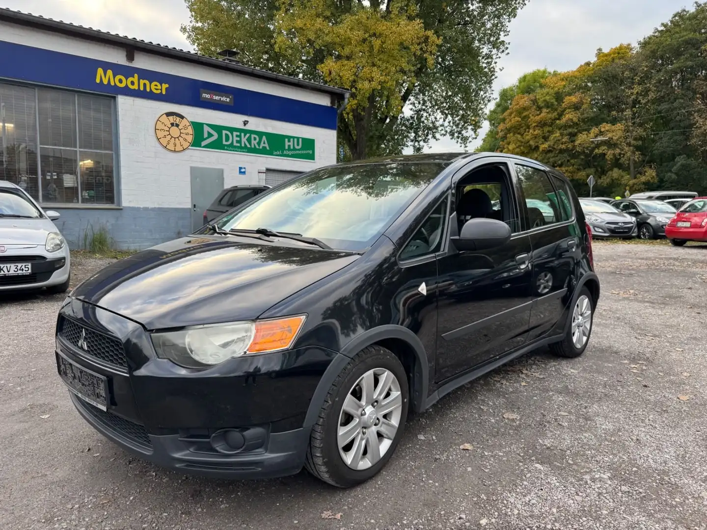 Mitsubishi Colt 1.3 2.HAND/KLIMA/5-TRG/TÜV-12-2026/TOP-TOP! Schwarz - 1