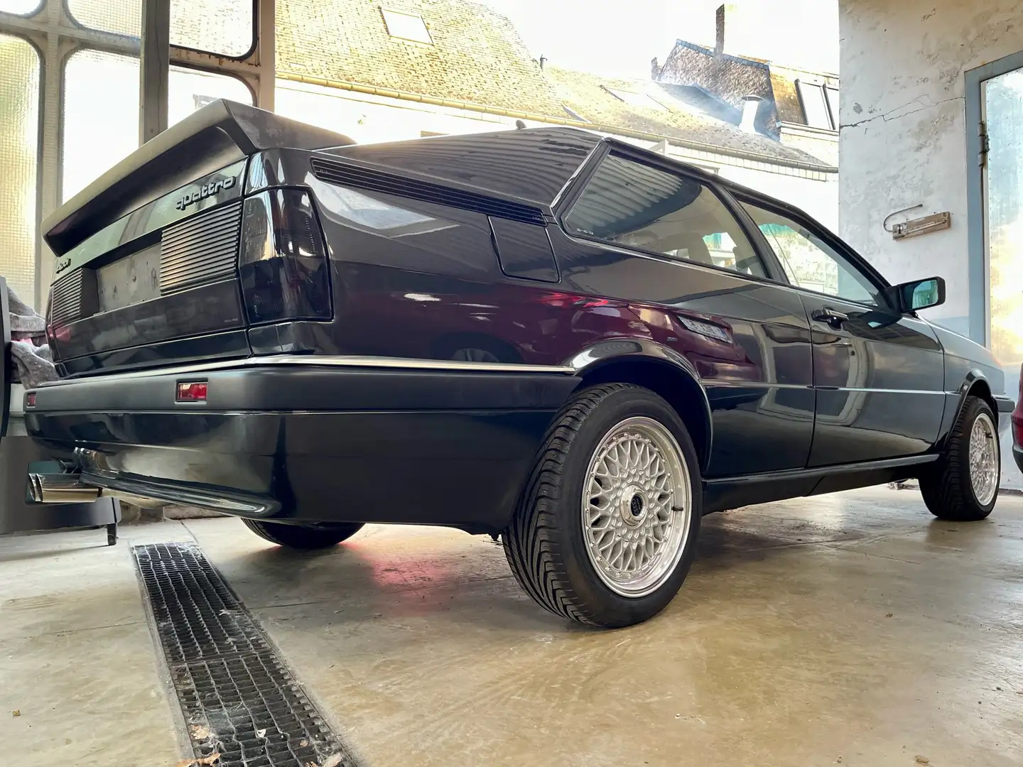 Audi QUATTRO Fekete - 1