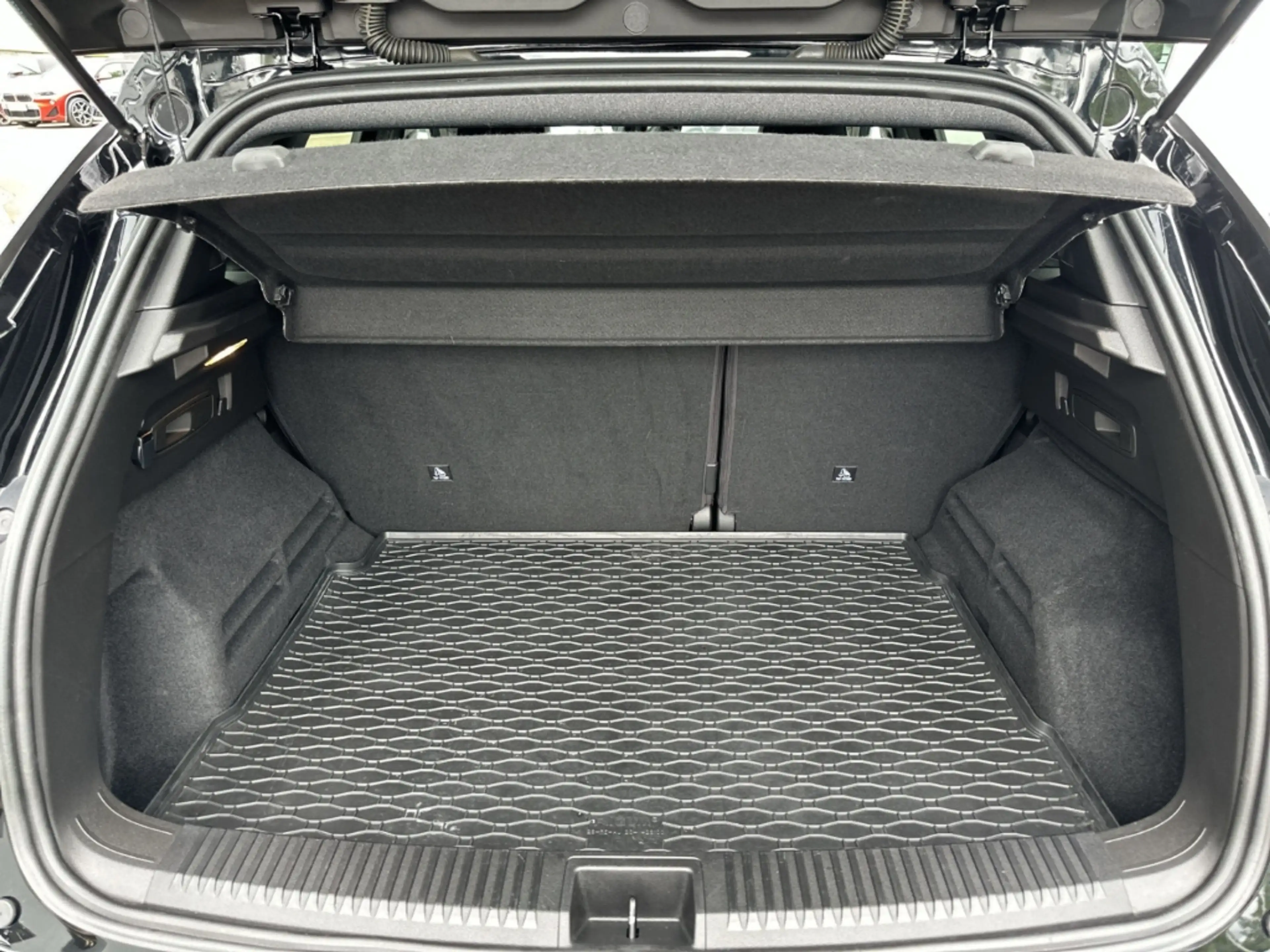 Renault Austral TECHNO 160PS GANZJAHRESREIFEN — photo 12