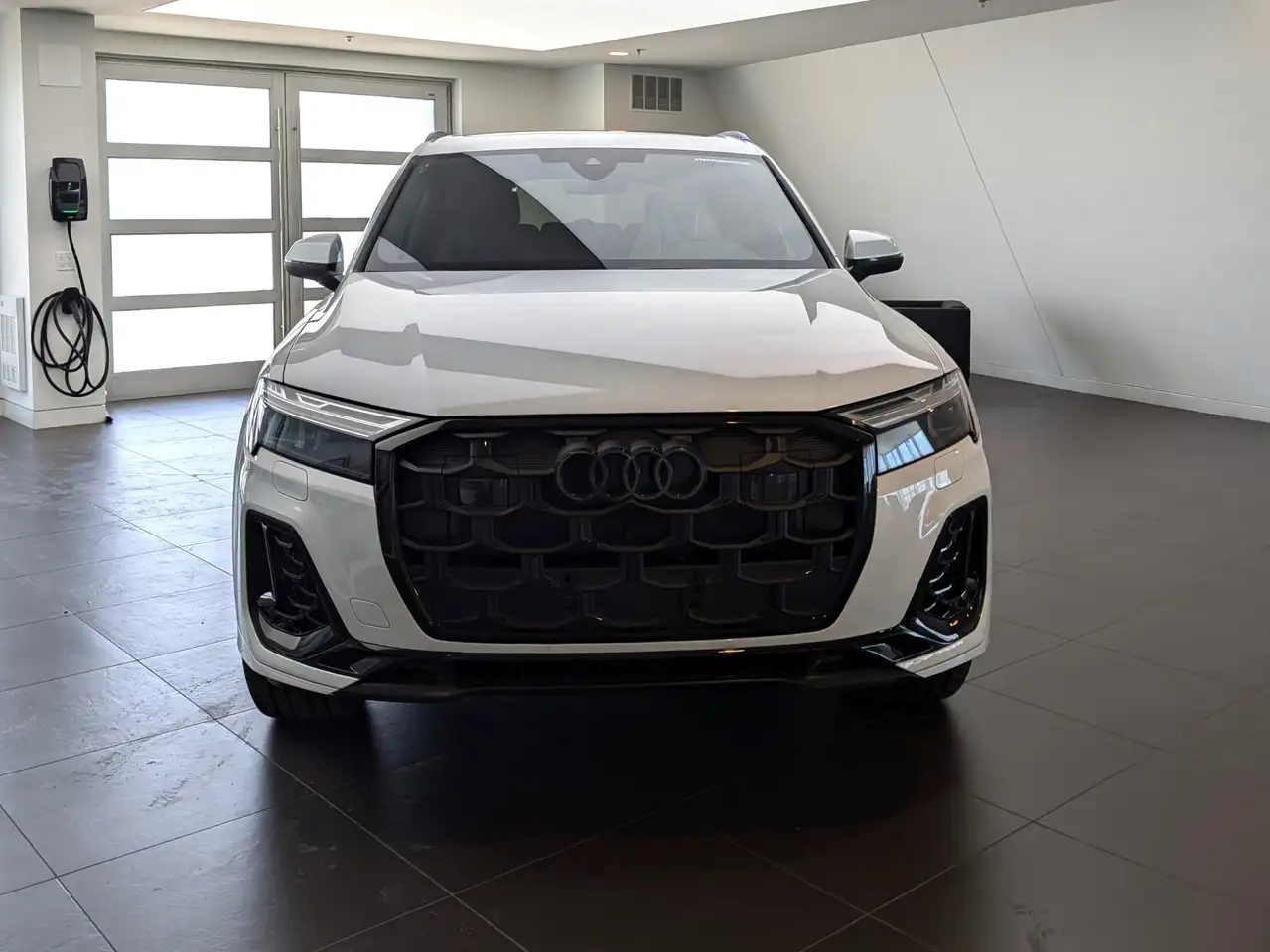 Audi Q7 снимка Audi Q7