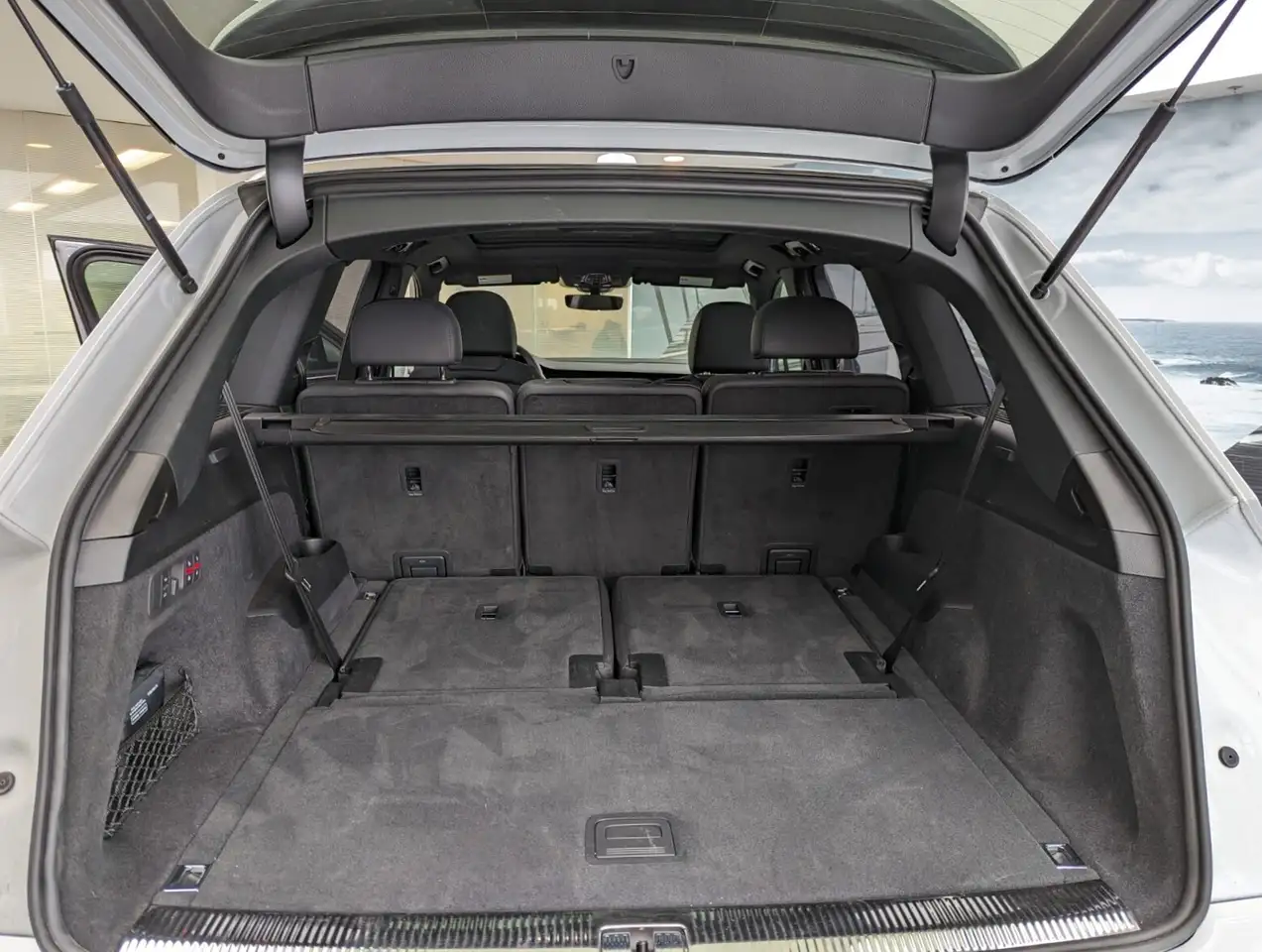 Audi Q7 снимка Audi Q7
