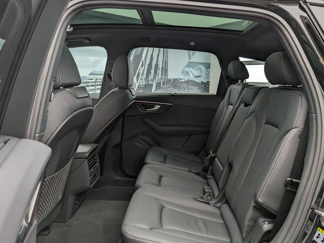 Audi Q7 снимка Audi Q7
