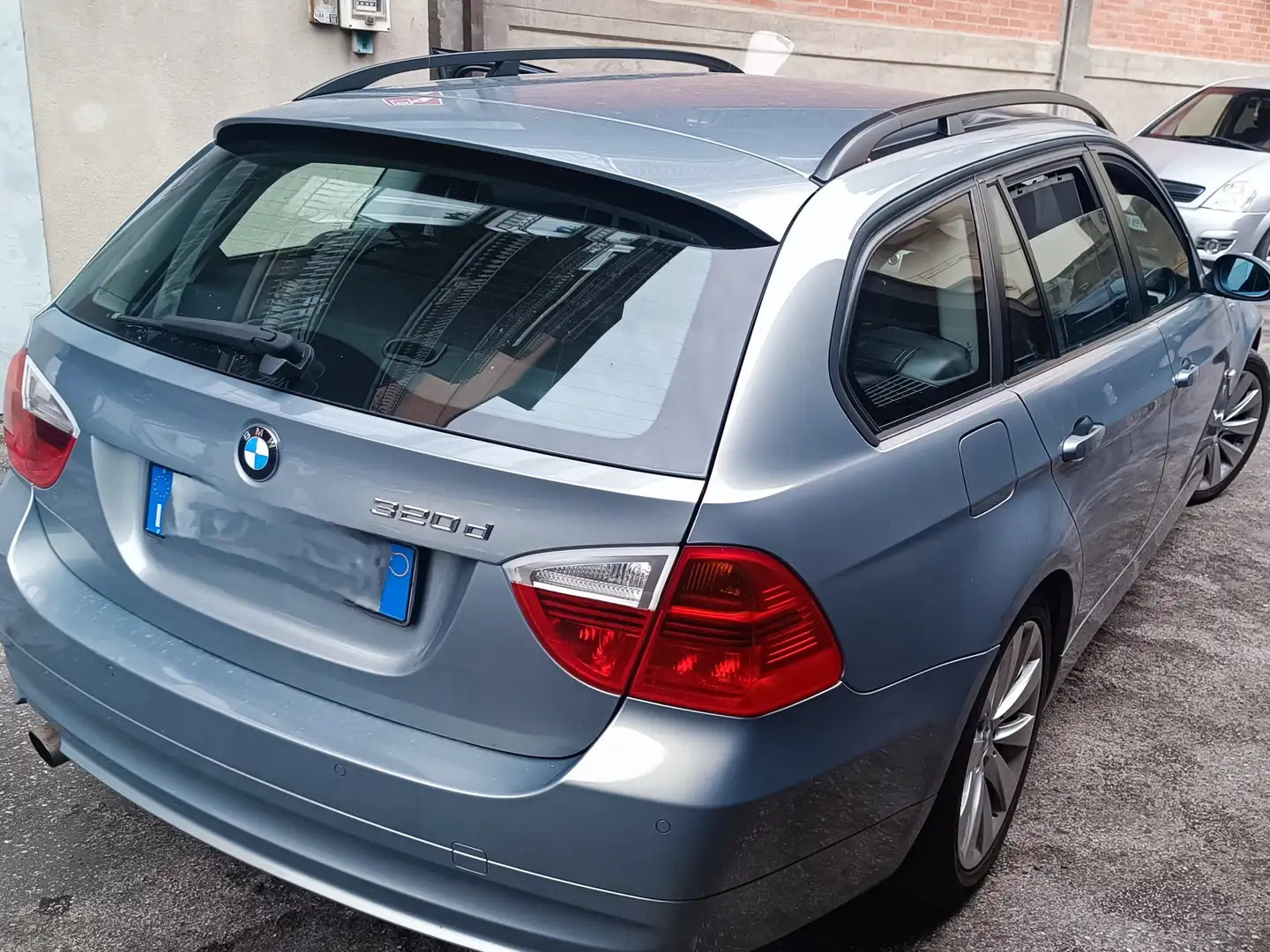 BMW 320 320d Touring Futura Grigio - 2