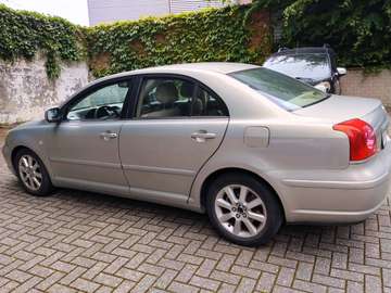 Avensis 2.0i VVT-i 16v D4 Linea Sol