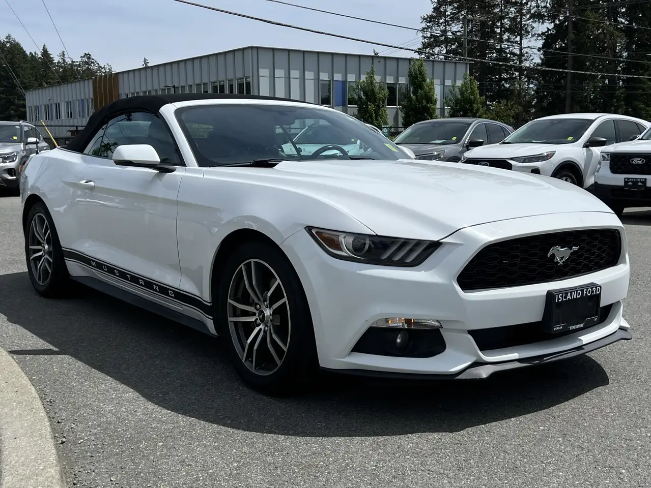 Ford Mustang снимка Ford Mustang