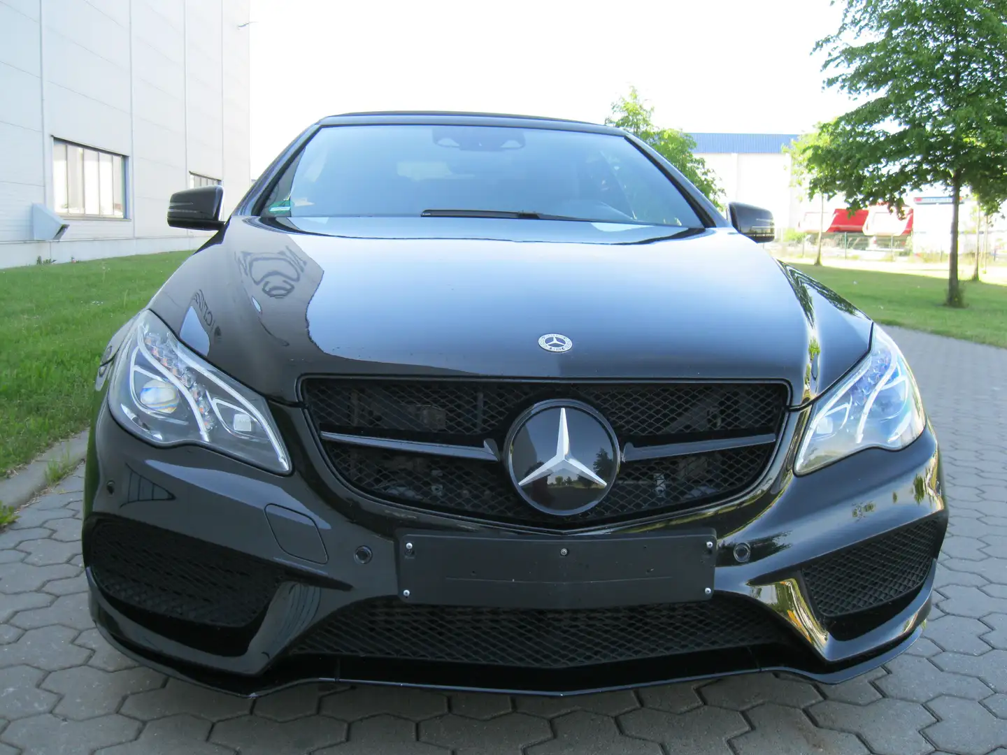 Mercedes-Benz E 350 BlueTEC Cabrio 7G-TRONIC Noir - 1