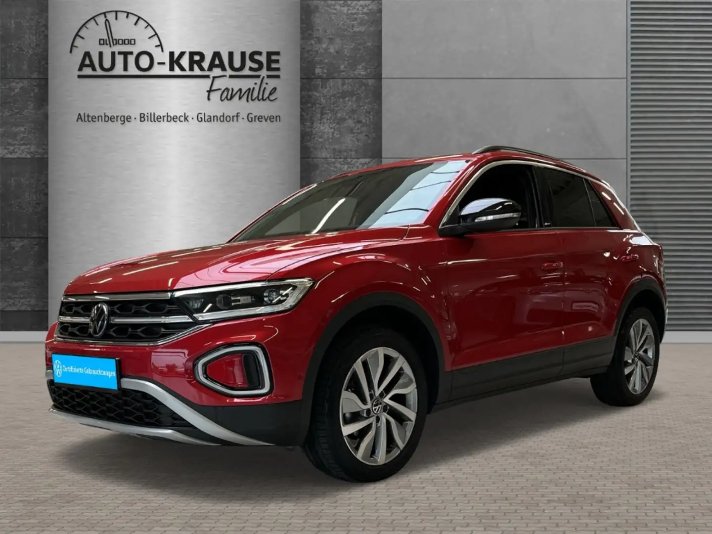 Volkswagen T-Roc 1.5 TSI DSG Move Standhzg Navi Matrix ACC Rood - 1