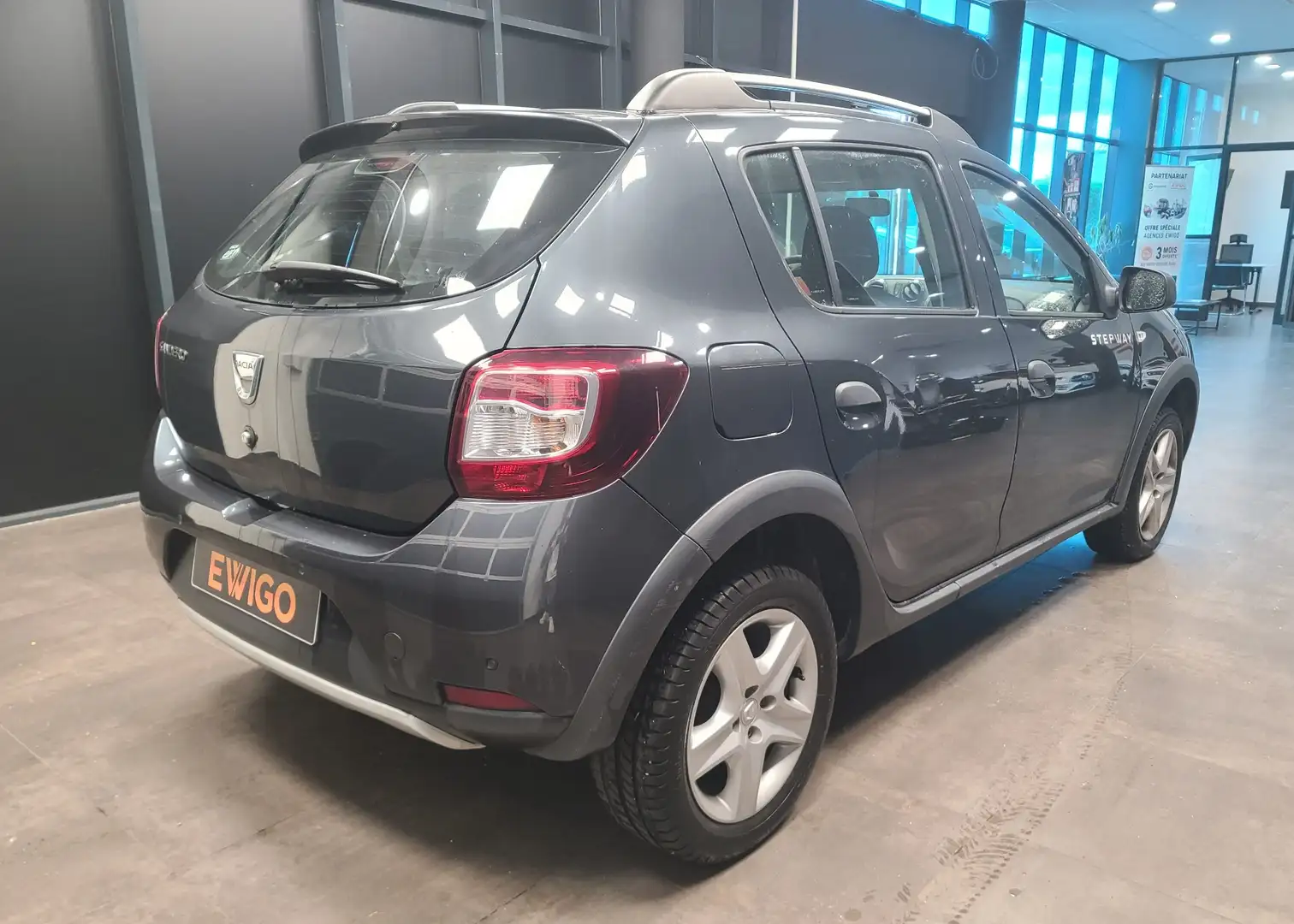 Dacia Sandero STEPWAY 1.5 DCI 90ch PRESTIGE - 2