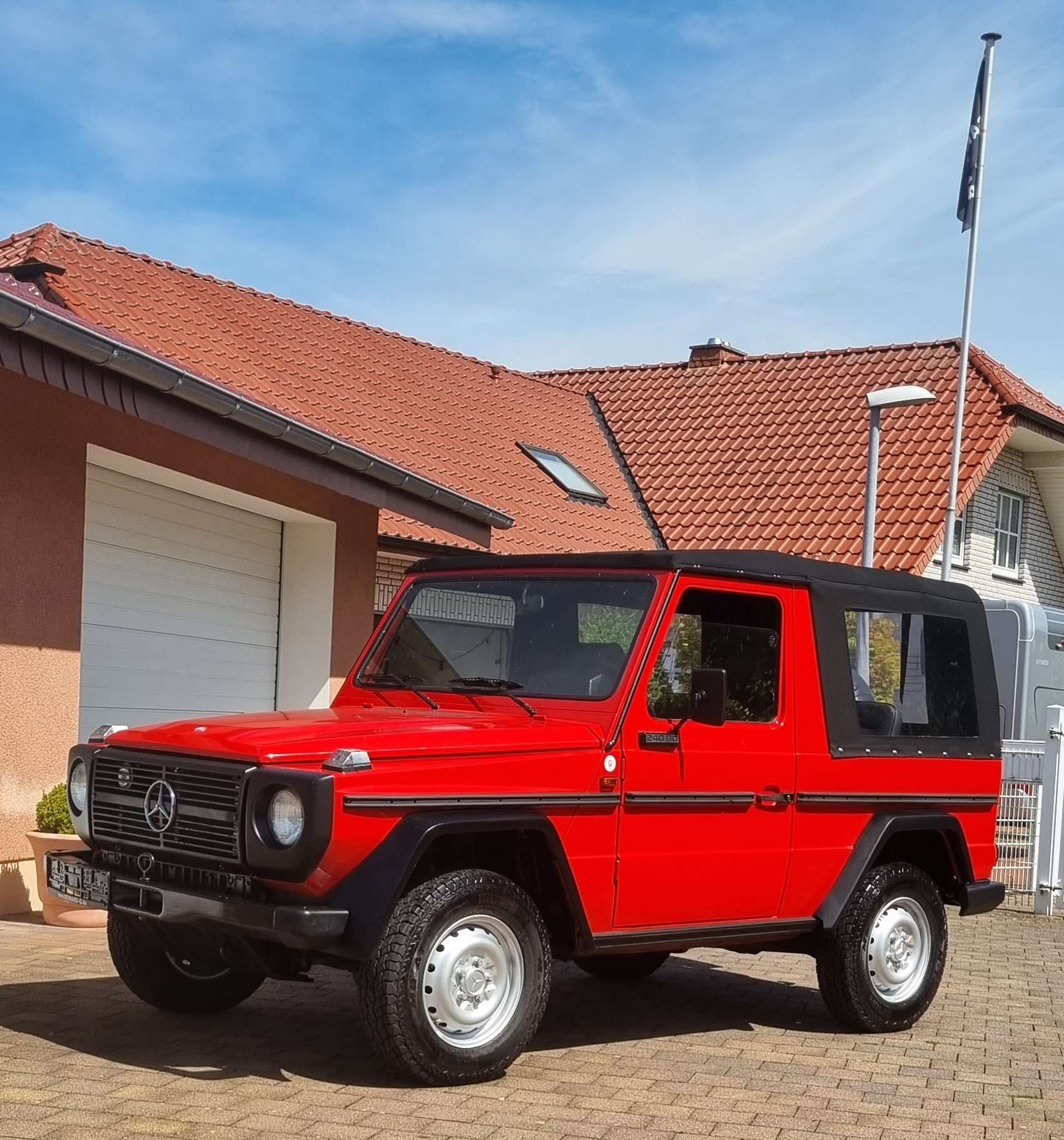 Second hand Mercedes Benz G-Class 240