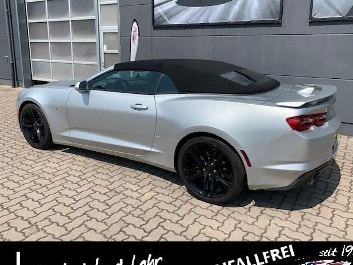 Chevrolet Camaro Cabrio Leder 8 Gang Aut. Unfallfrei CARFAX Grau - 2