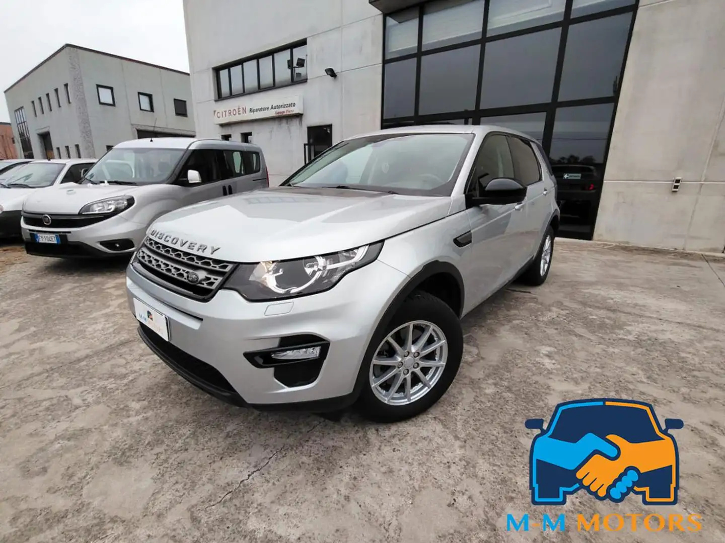 Land Rover Discovery Sport 2.0 TD4 150 CV Auto Business Edition Pure Argento - 1