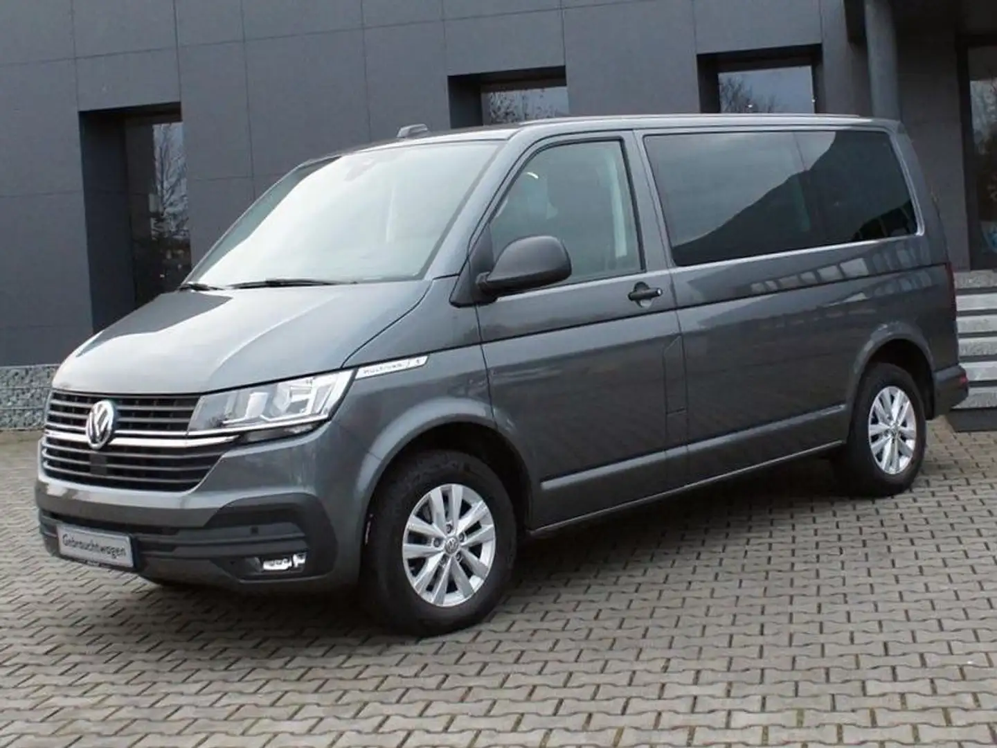 Volkswagen T6.1 Multivan 2.0 TDI 150cv Gri - 2