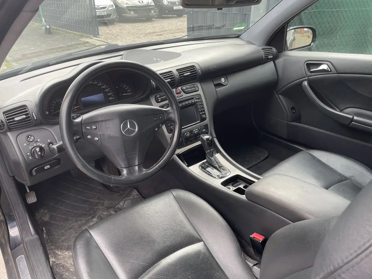 Mercedes-Benz C 200 C-Klasse Kompressor Sportcoupe, foto 9