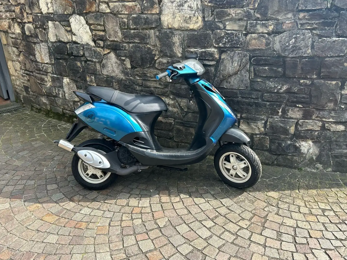 Piaggio Zip SP Kék - 2