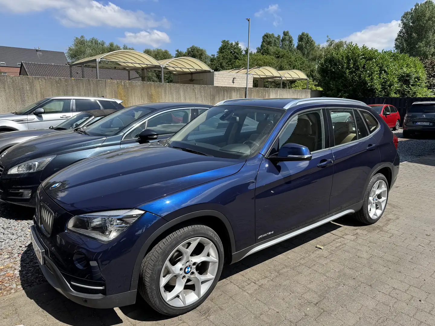 BMW X1 X1 2.0 dA-X Drive18 Bleu - 1