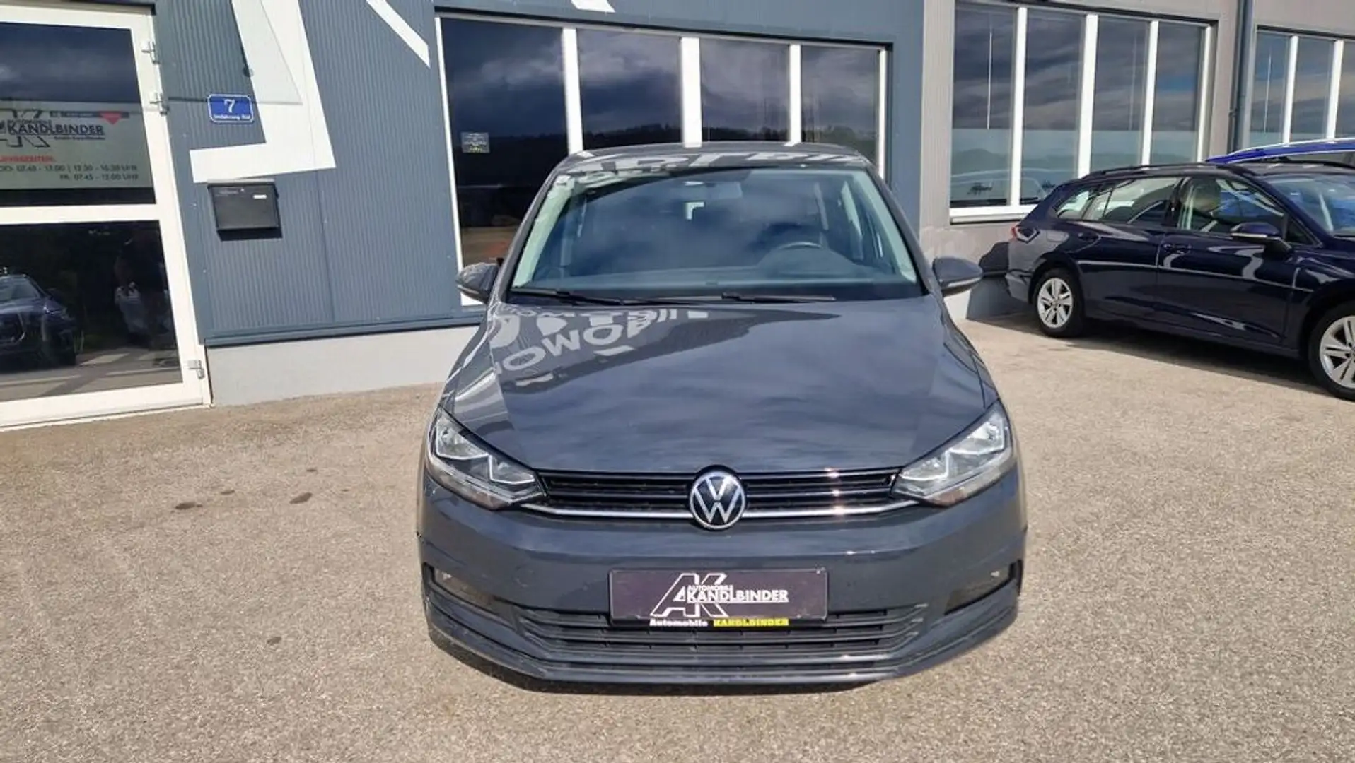 Volkswagen Touran BMT TDI ''1.Besitz'' Grau - 2