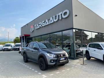 Fullback 2.4 doppia cabina LX 4wd 180cv auto E6