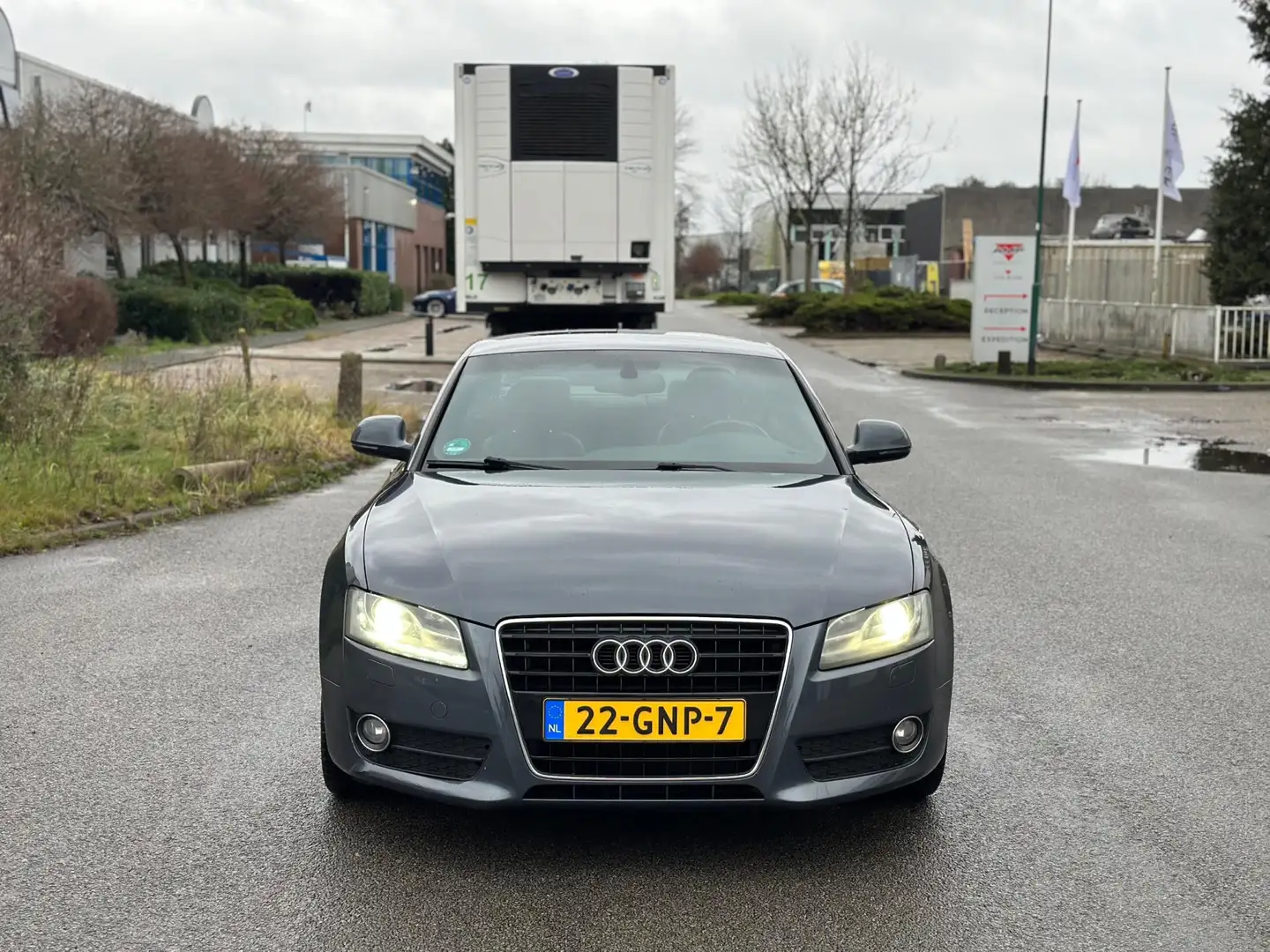 Audi A5 Coupé 3.2 FSI AUTOMAAT PROLINE XENON/MEMORY/KEYLES Grigio - 2