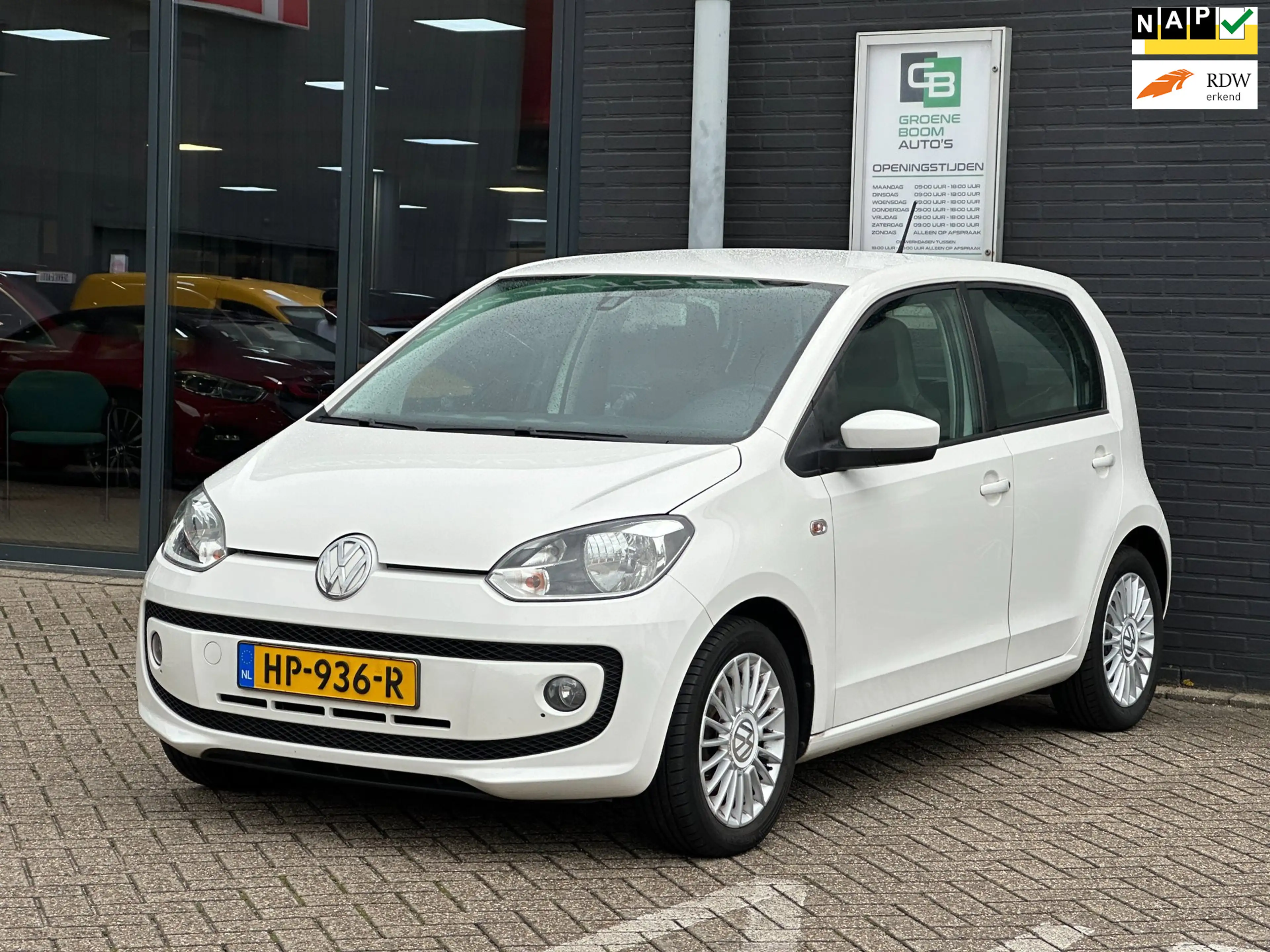 Volkswagen up! 1.0 high up! BlueMotion/CRUISCONTROL/NAVI/PDC/NL-A