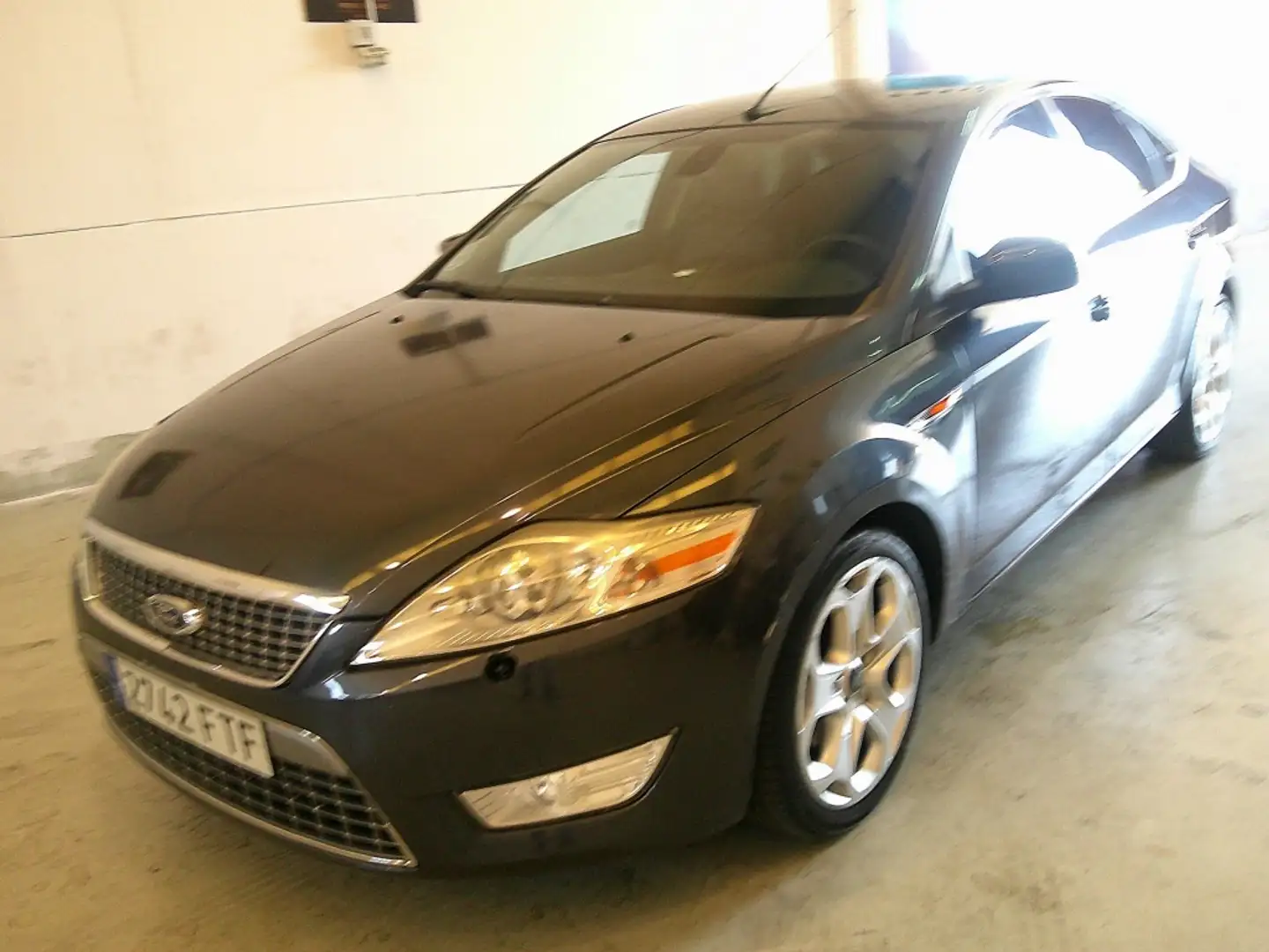 Ford Mondeo 2.0TDCi Titanium X Gris - 1