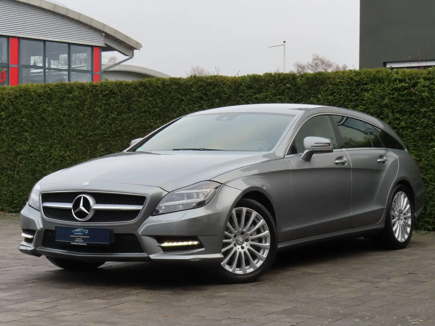 Mercedes-Benz CLS CLS 350 CDI Shooting Brake AMG-Line Grau - 1