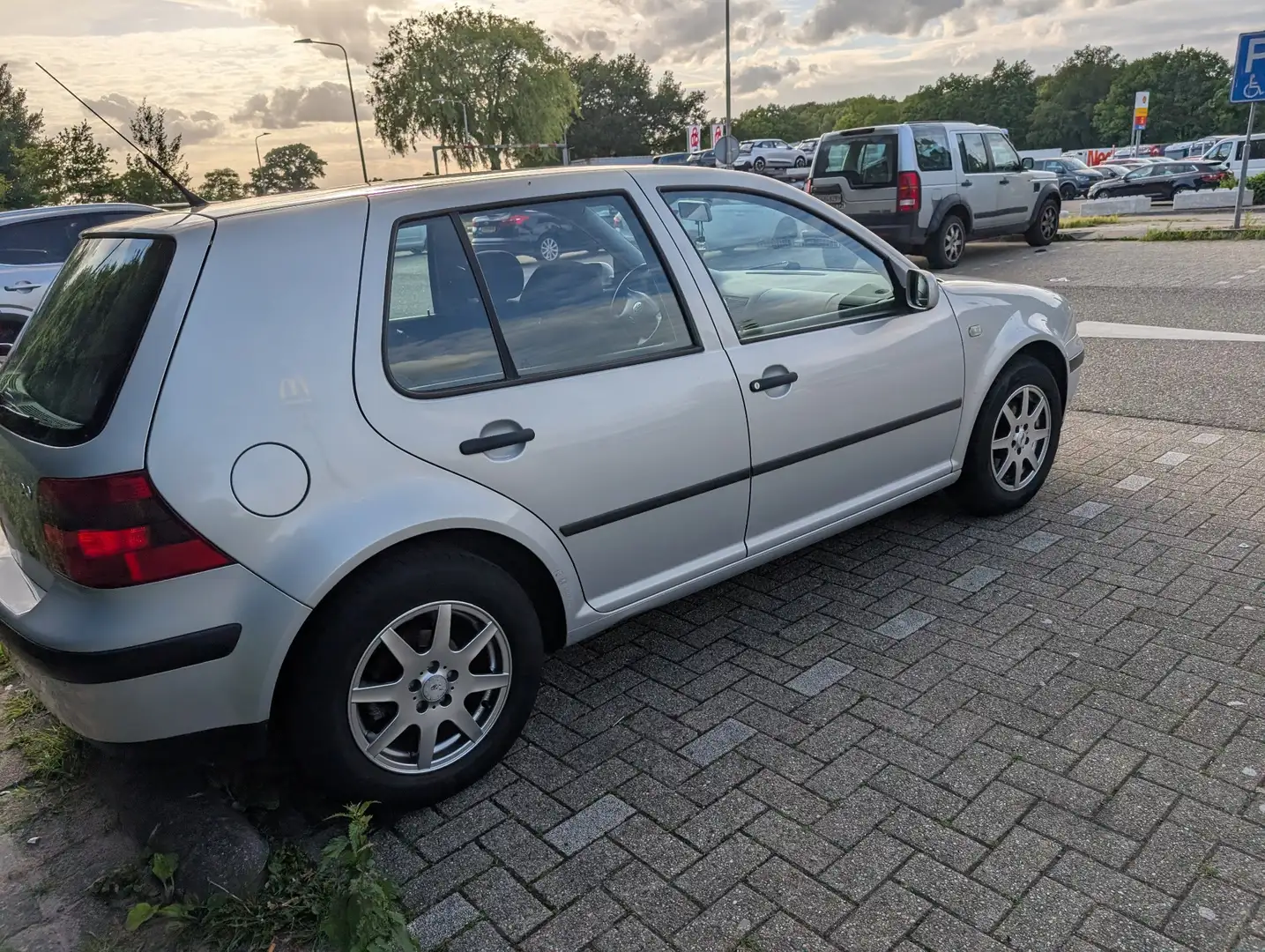 Volkswagen Golf 2.0 Edition - 2