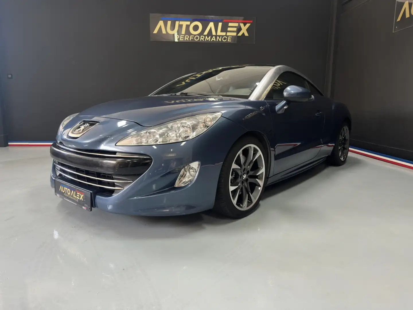 Peugeot RCZ 2.0HDI FAP Синій - 1